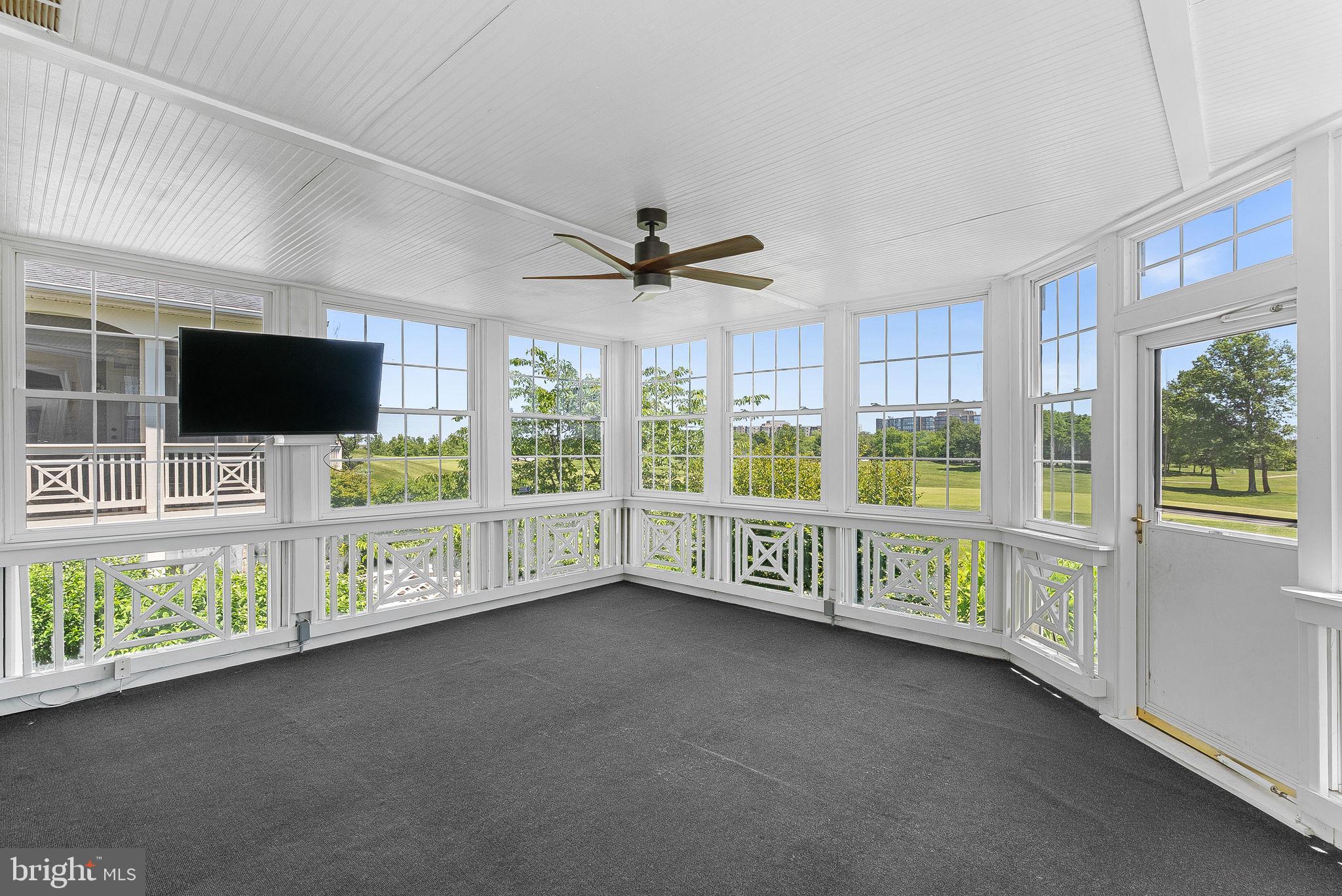 LANSDOWNE ON THE POTOMAC - Residential