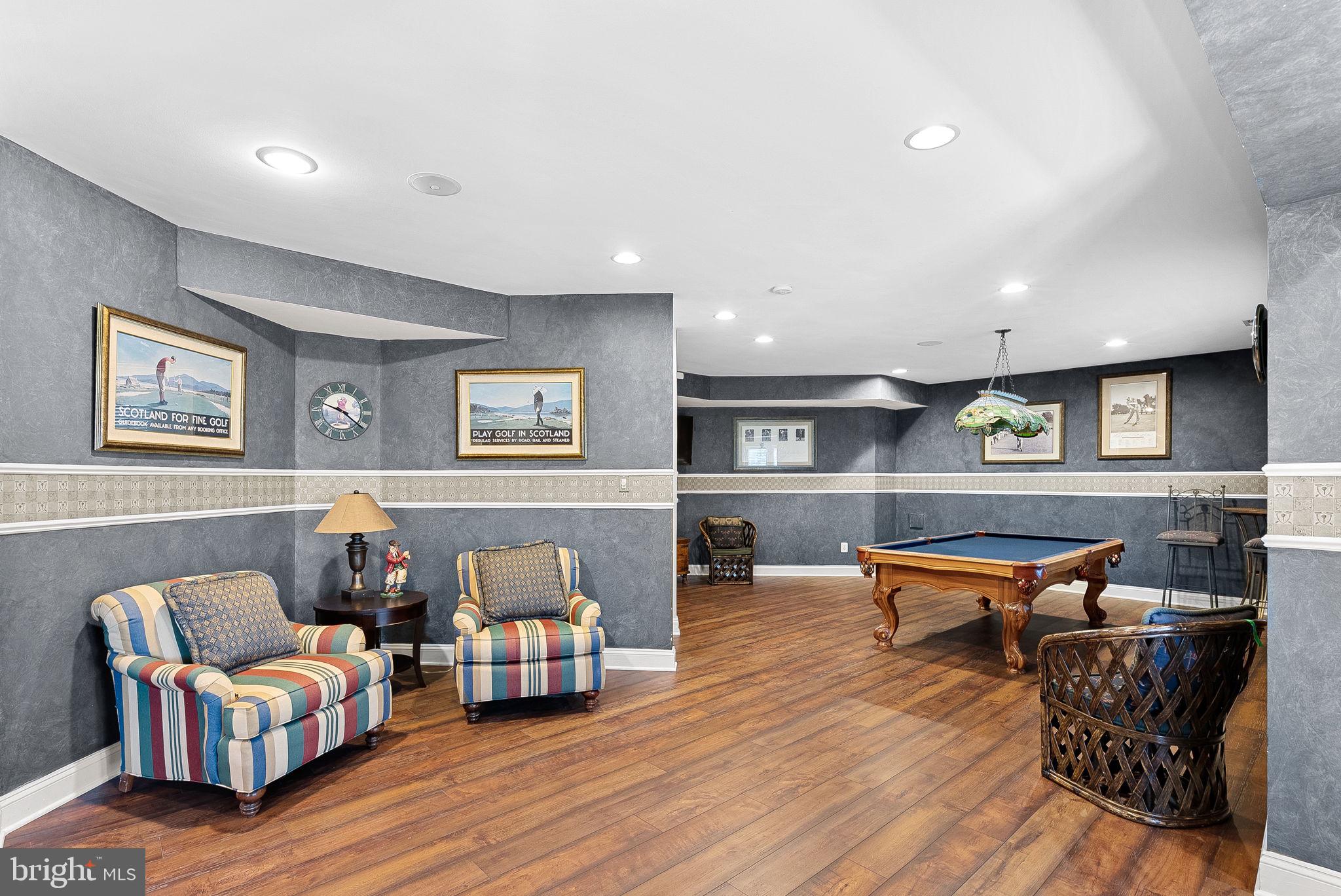 LANSDOWNE ON THE POTOMAC - Residential