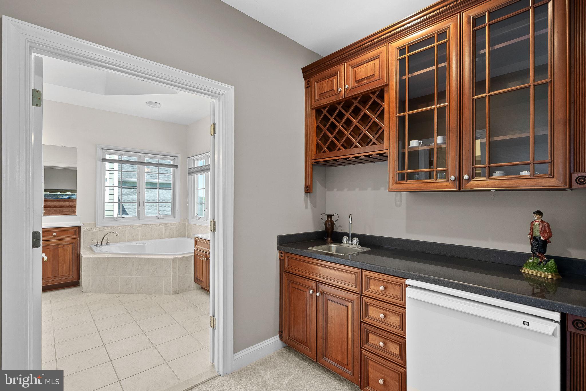 LANSDOWNE ON THE POTOMAC - Residential