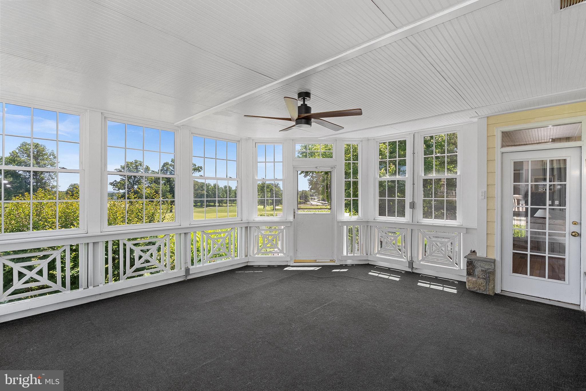 LANSDOWNE ON THE POTOMAC - Residential