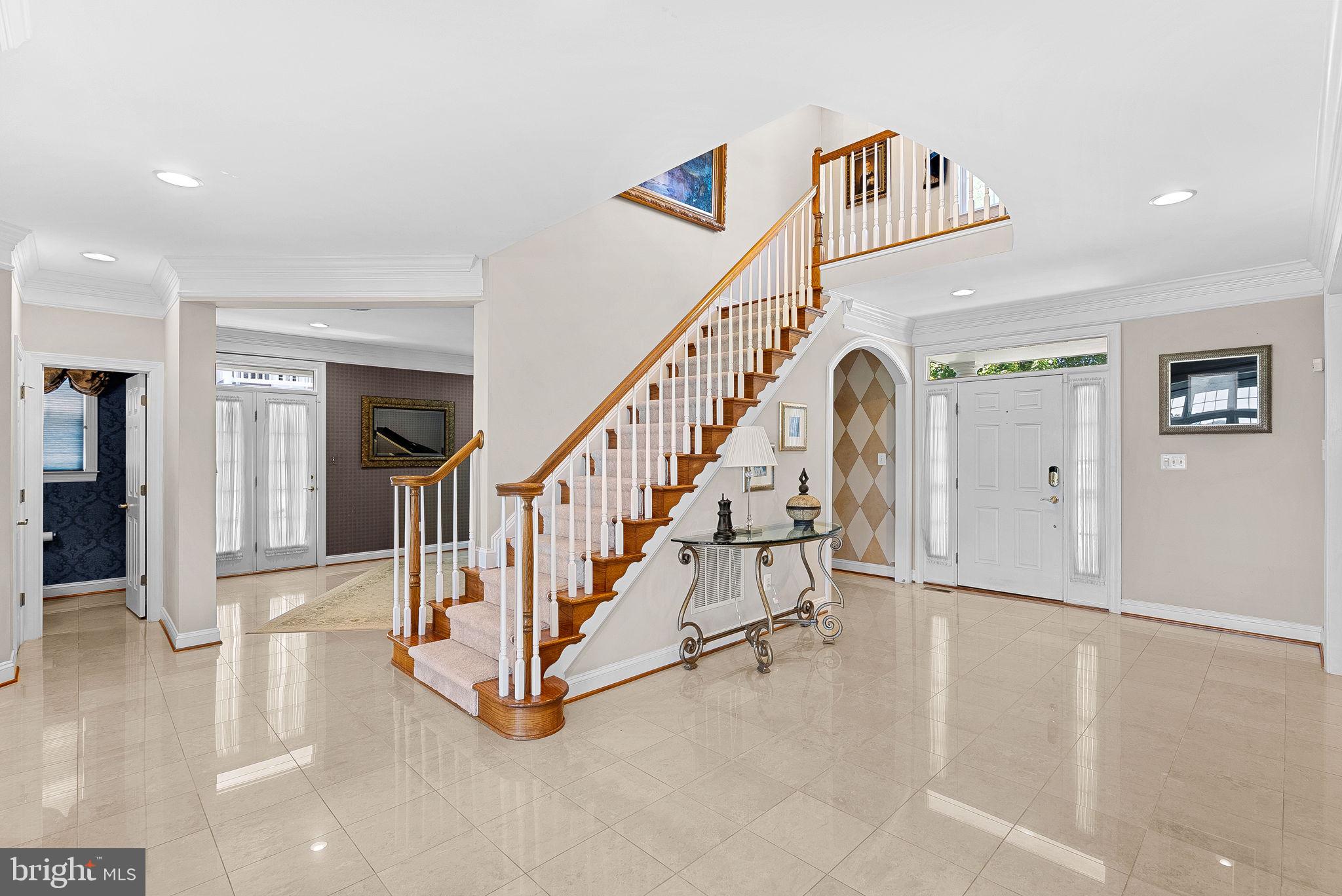 LANSDOWNE ON THE POTOMAC - Residential