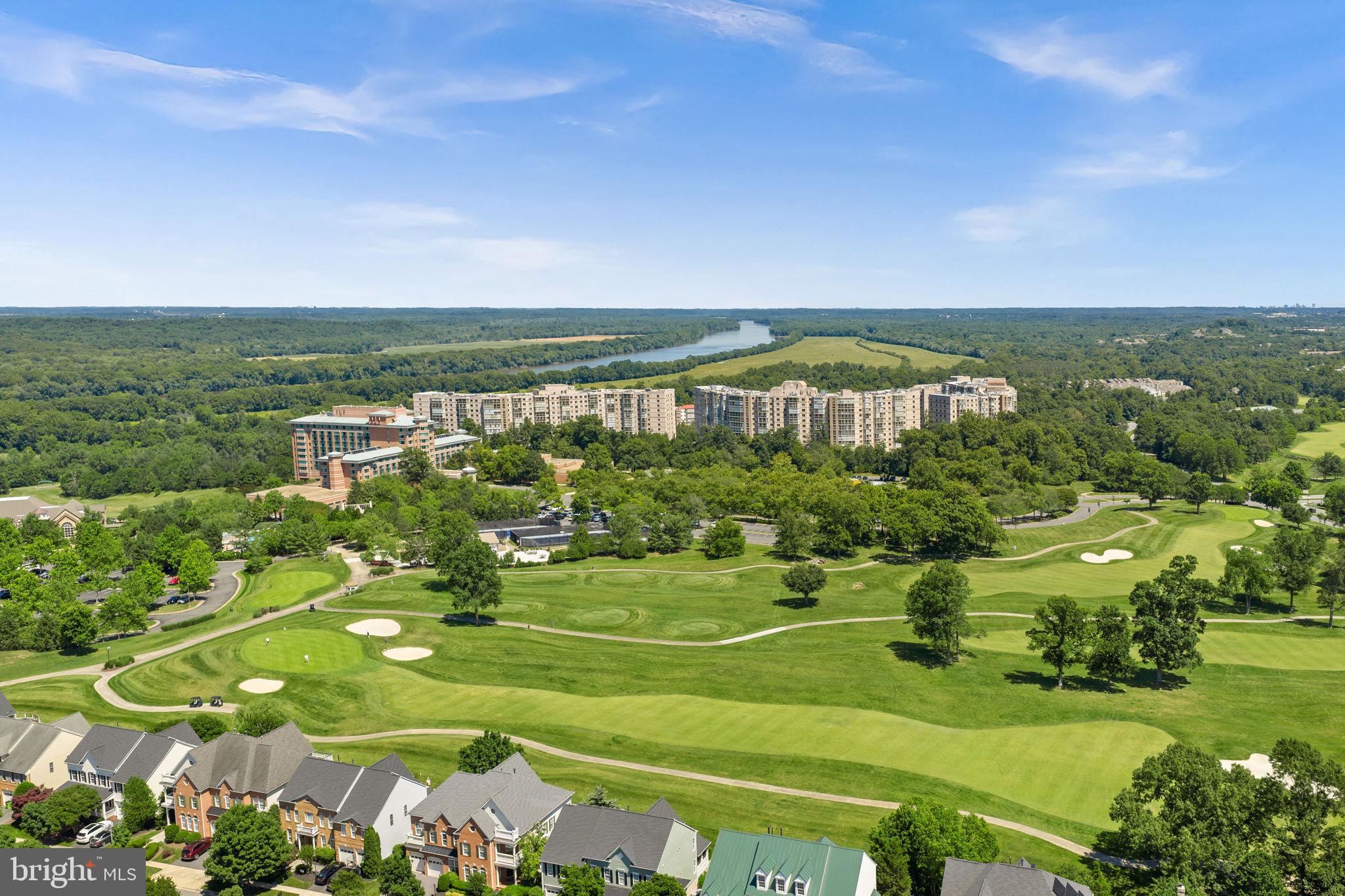 LANSDOWNE ON THE POTOMAC - Residential
