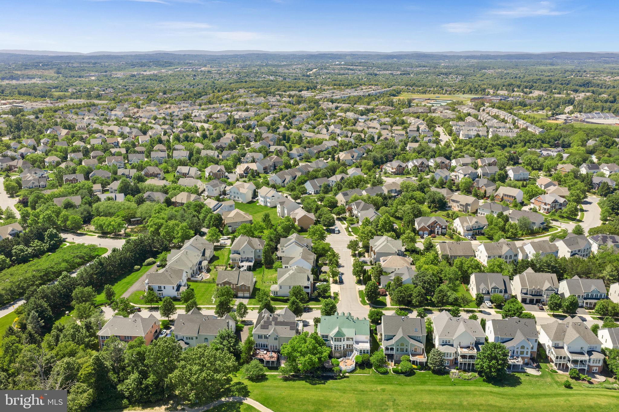 LANSDOWNE ON THE POTOMAC - Residential