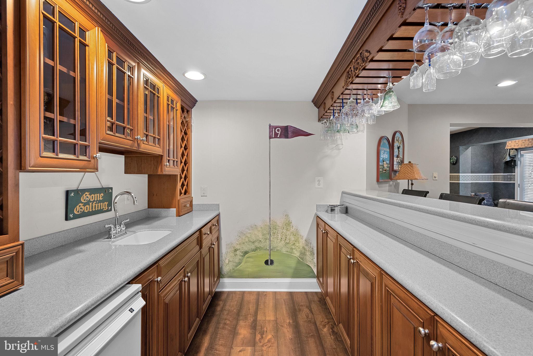 LANSDOWNE ON THE POTOMAC - Residential