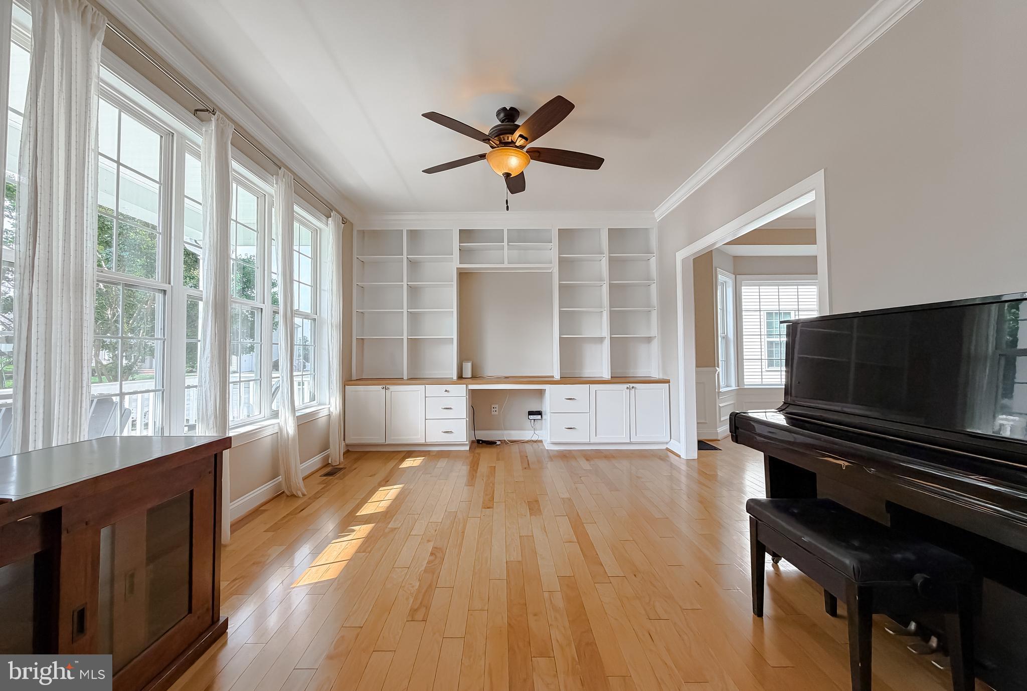 LEONARDS GRANT - Residential