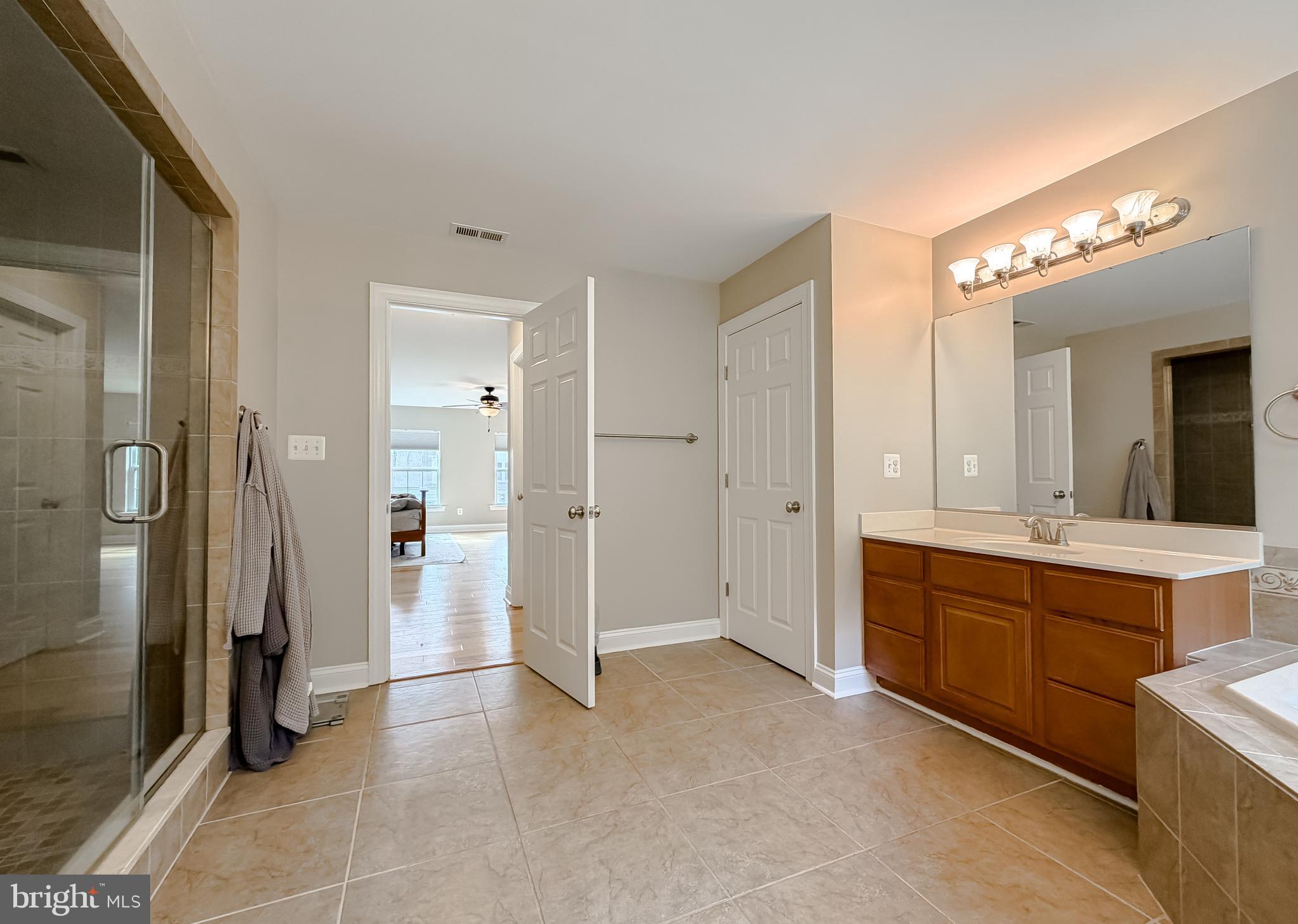 LEONARDS GRANT - Residential