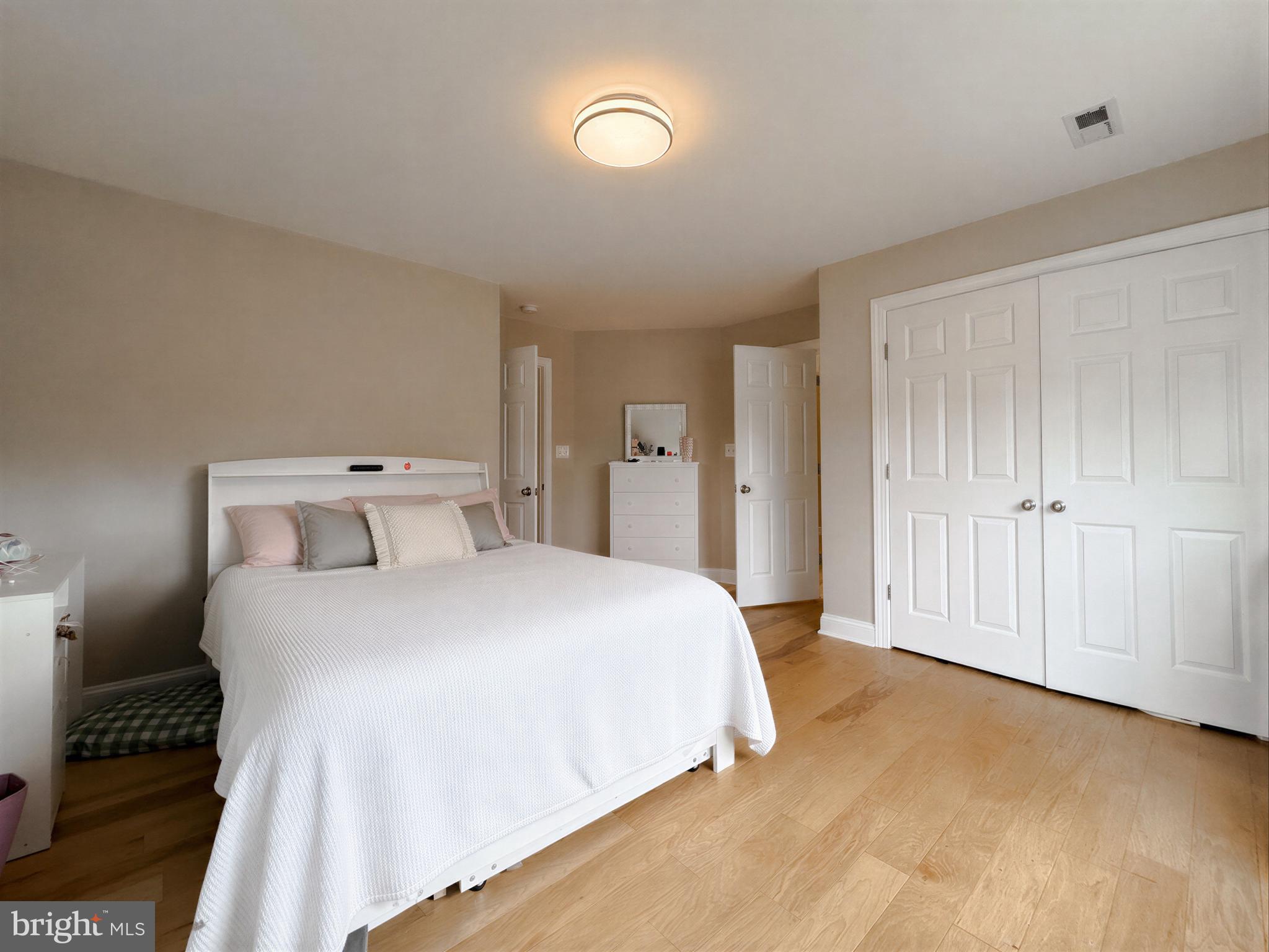 LEONARDS GRANT - Residential