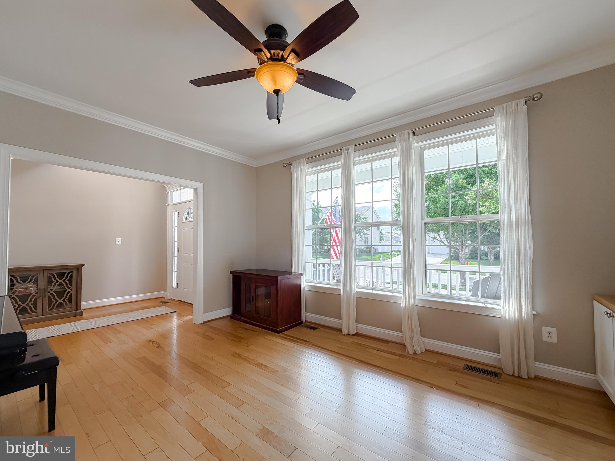 LEONARDS GRANT - Residential