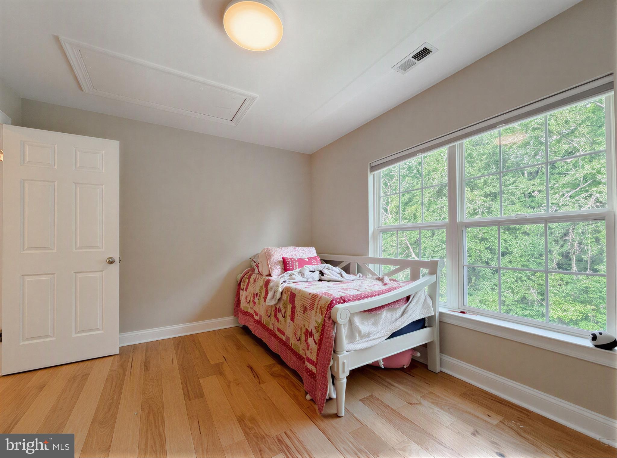 LEONARDS GRANT - Residential