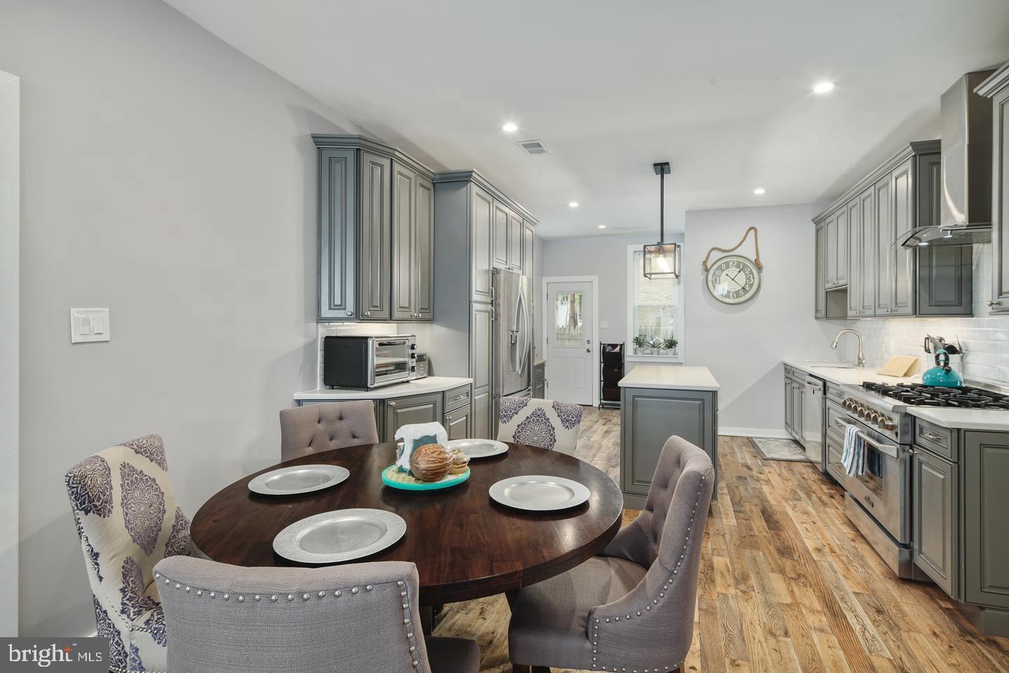 GRADUATE HOSPITAL - Residential Lease
