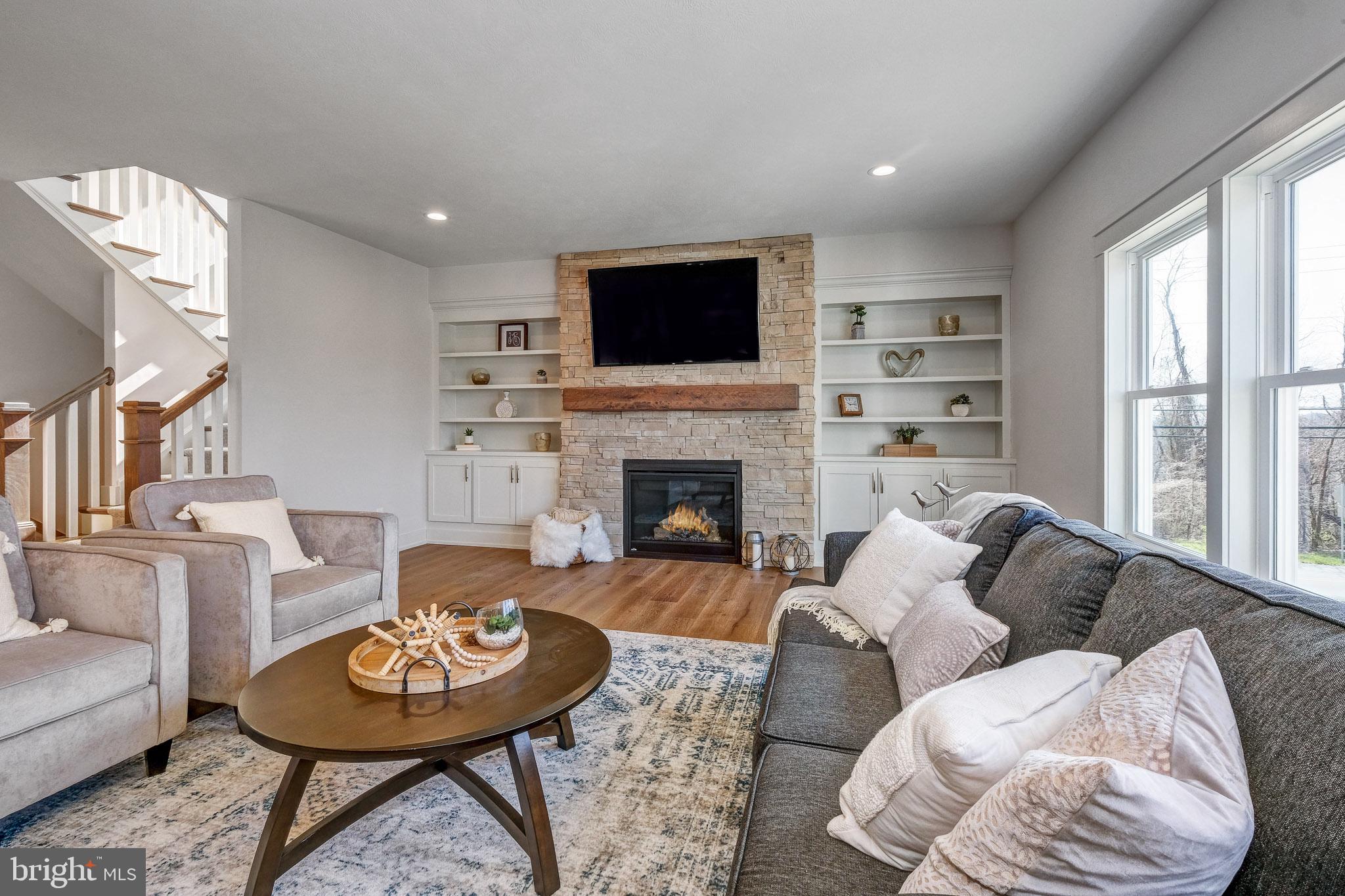 CEDAR VIEW - Residential