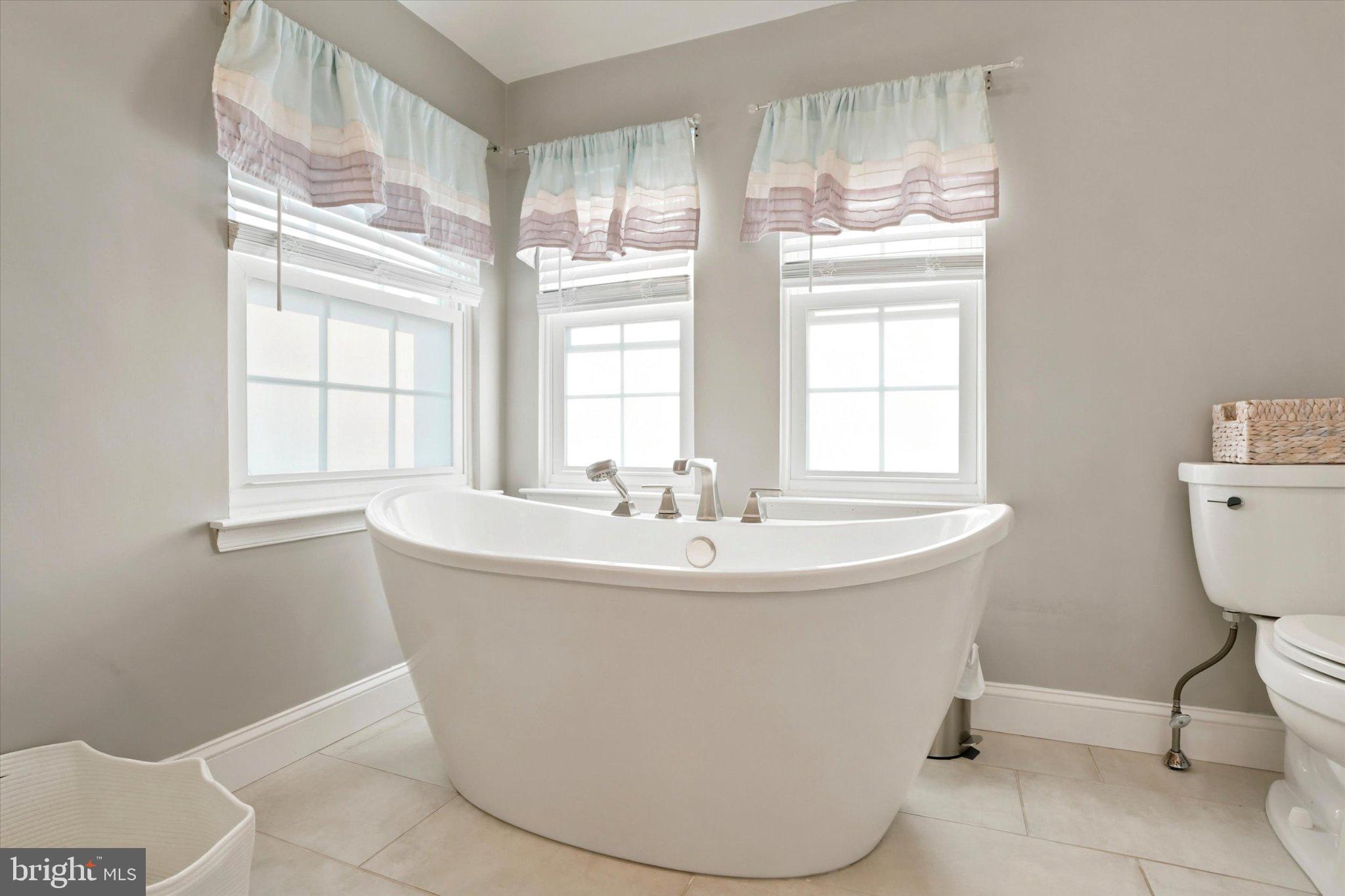 WOODFIELD ESTATES - Residential