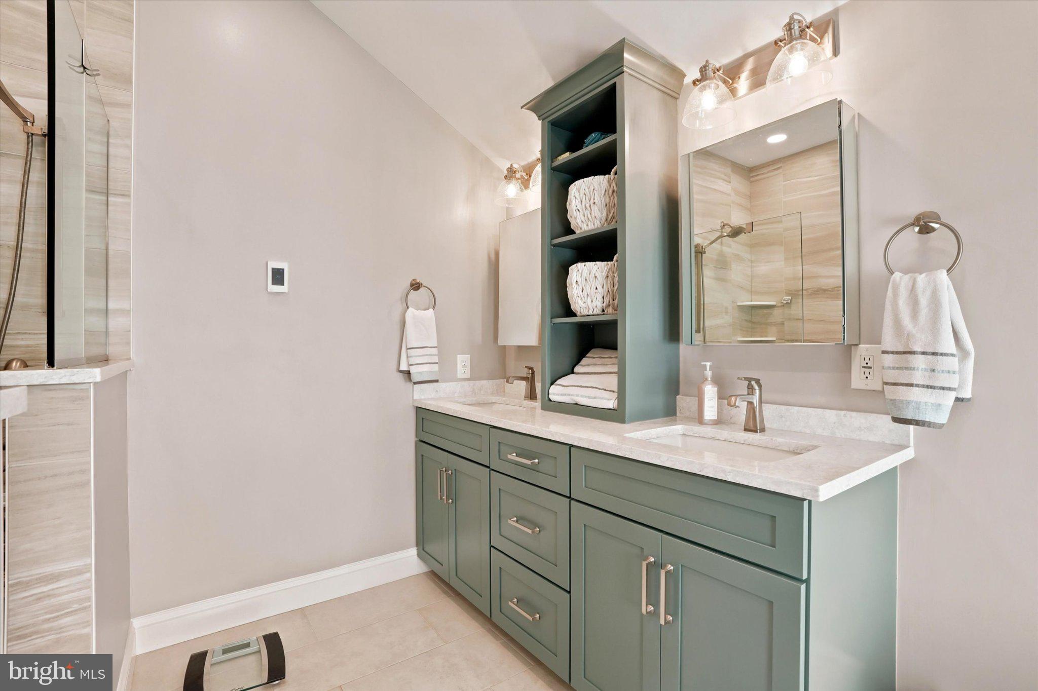 WOODFIELD ESTATES - Residential
