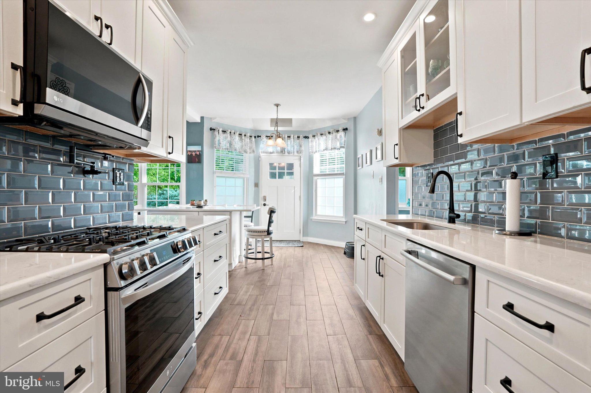 WOODFIELD ESTATES - Residential