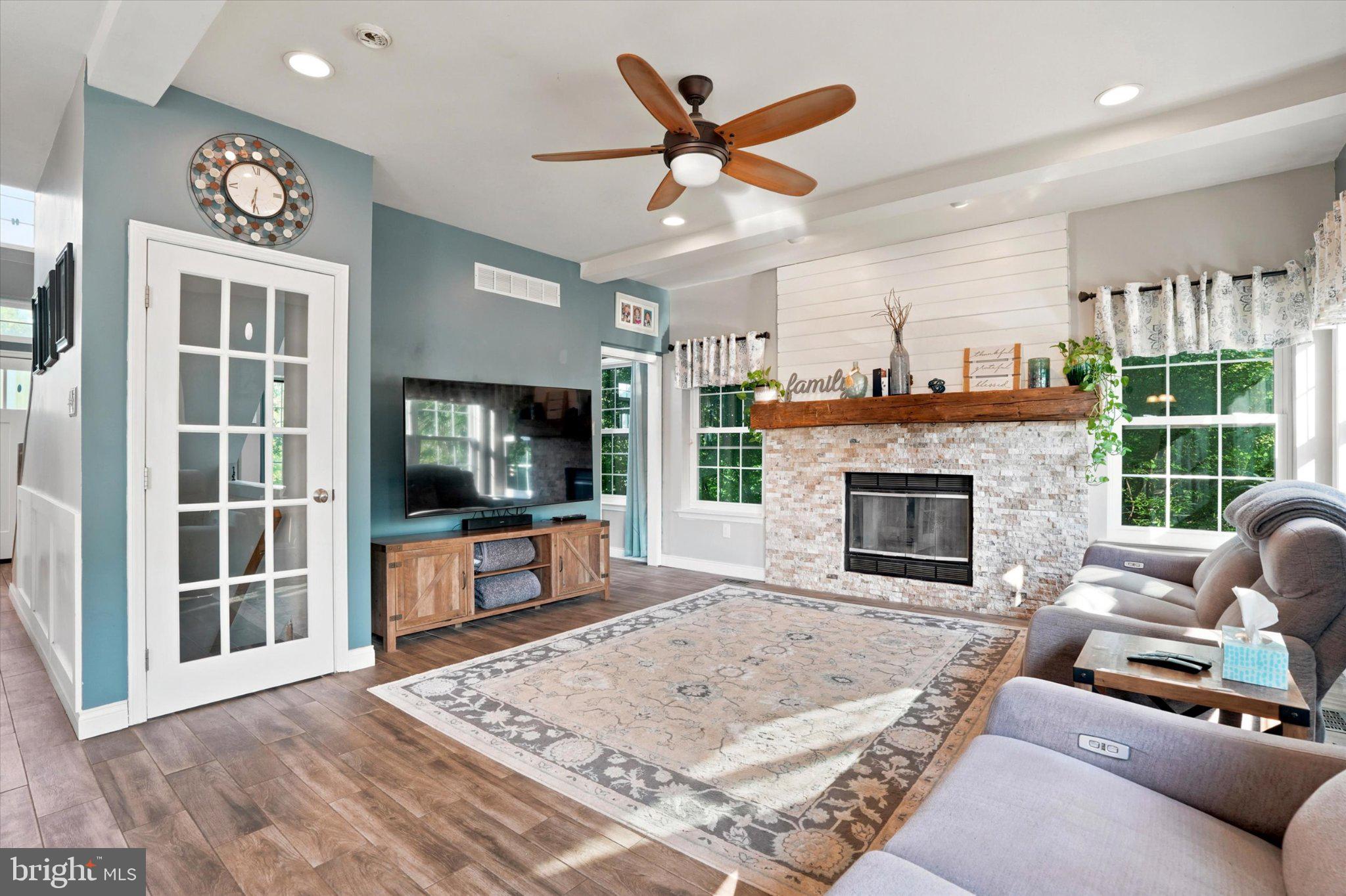 WOODFIELD ESTATES - Residential