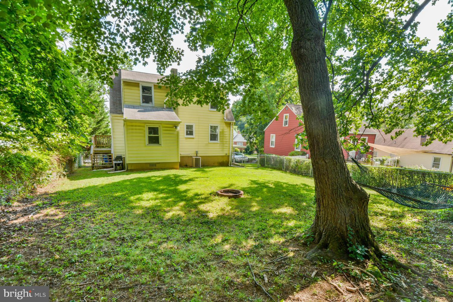 HILLENDALE PARK - Residential