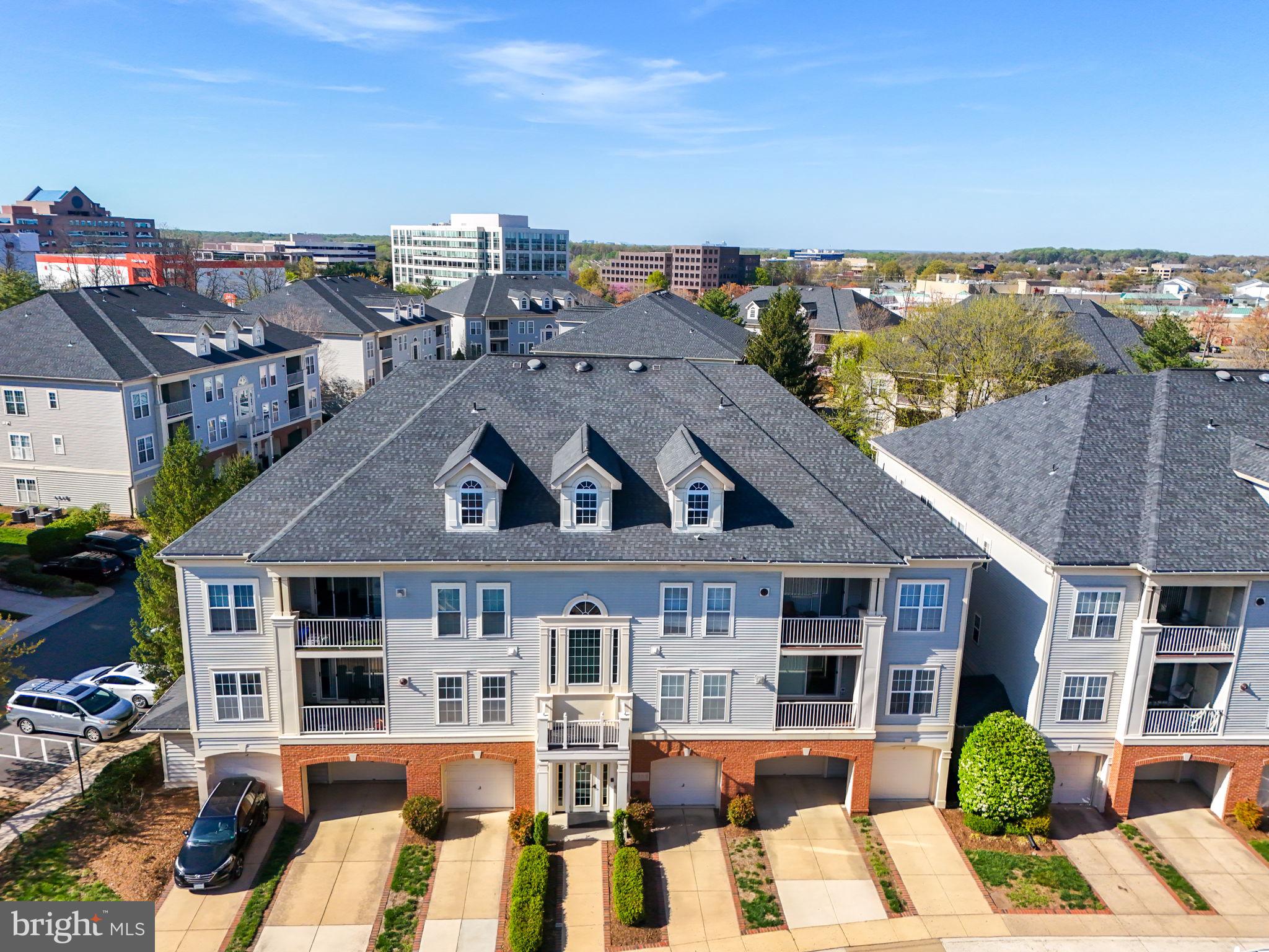 WESTBROOK COURT - Residential