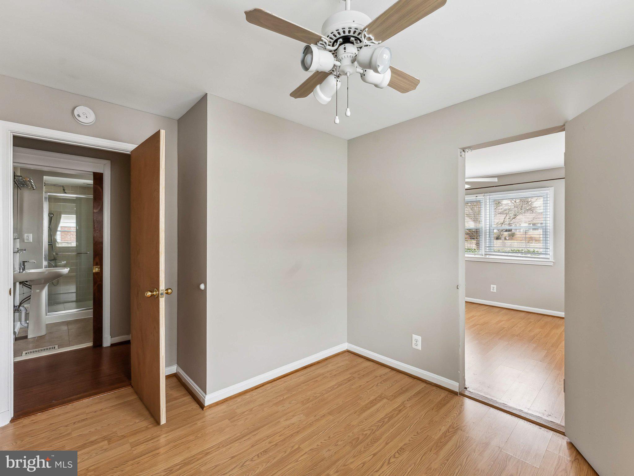 COURTLAND PARK - Residential Lease