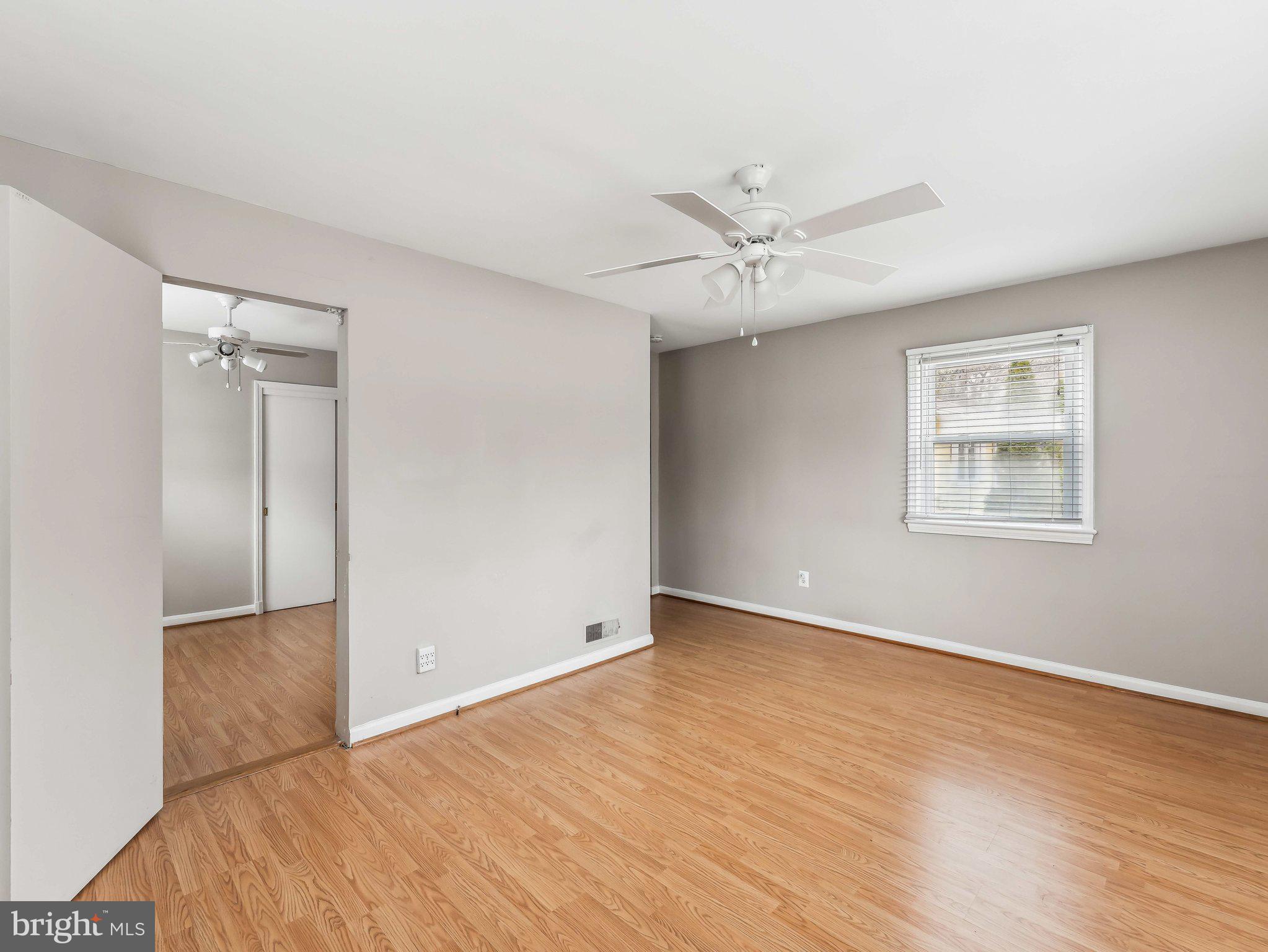 COURTLAND PARK - Residential Lease