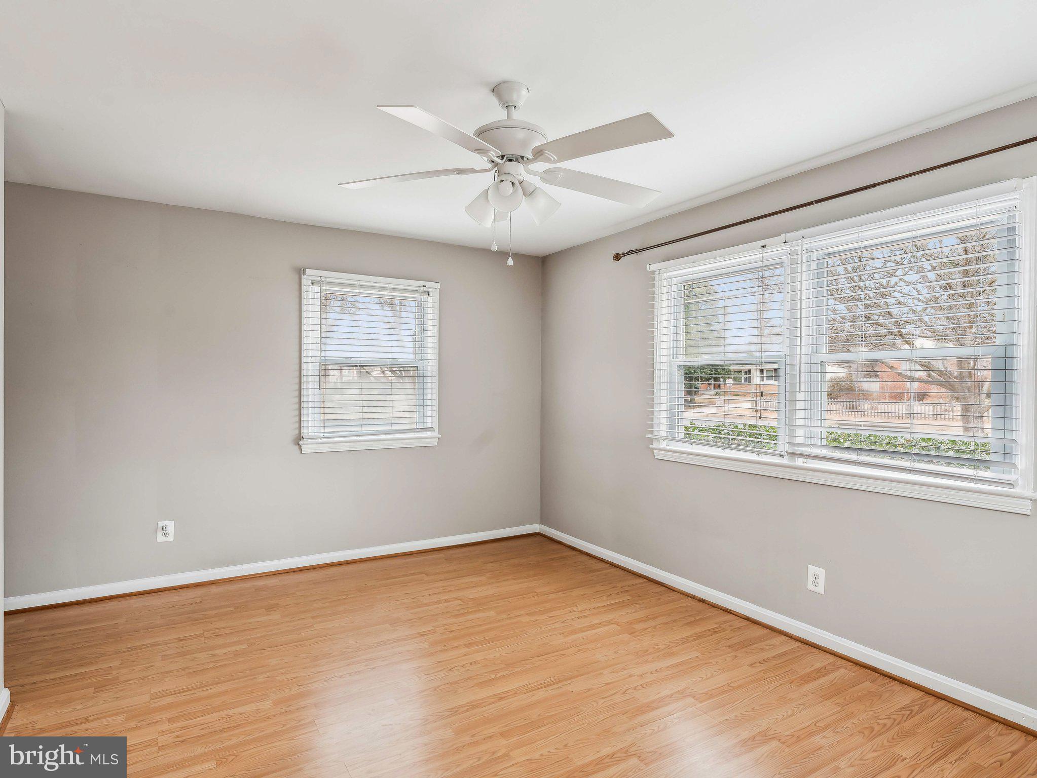 COURTLAND PARK - Residential Lease