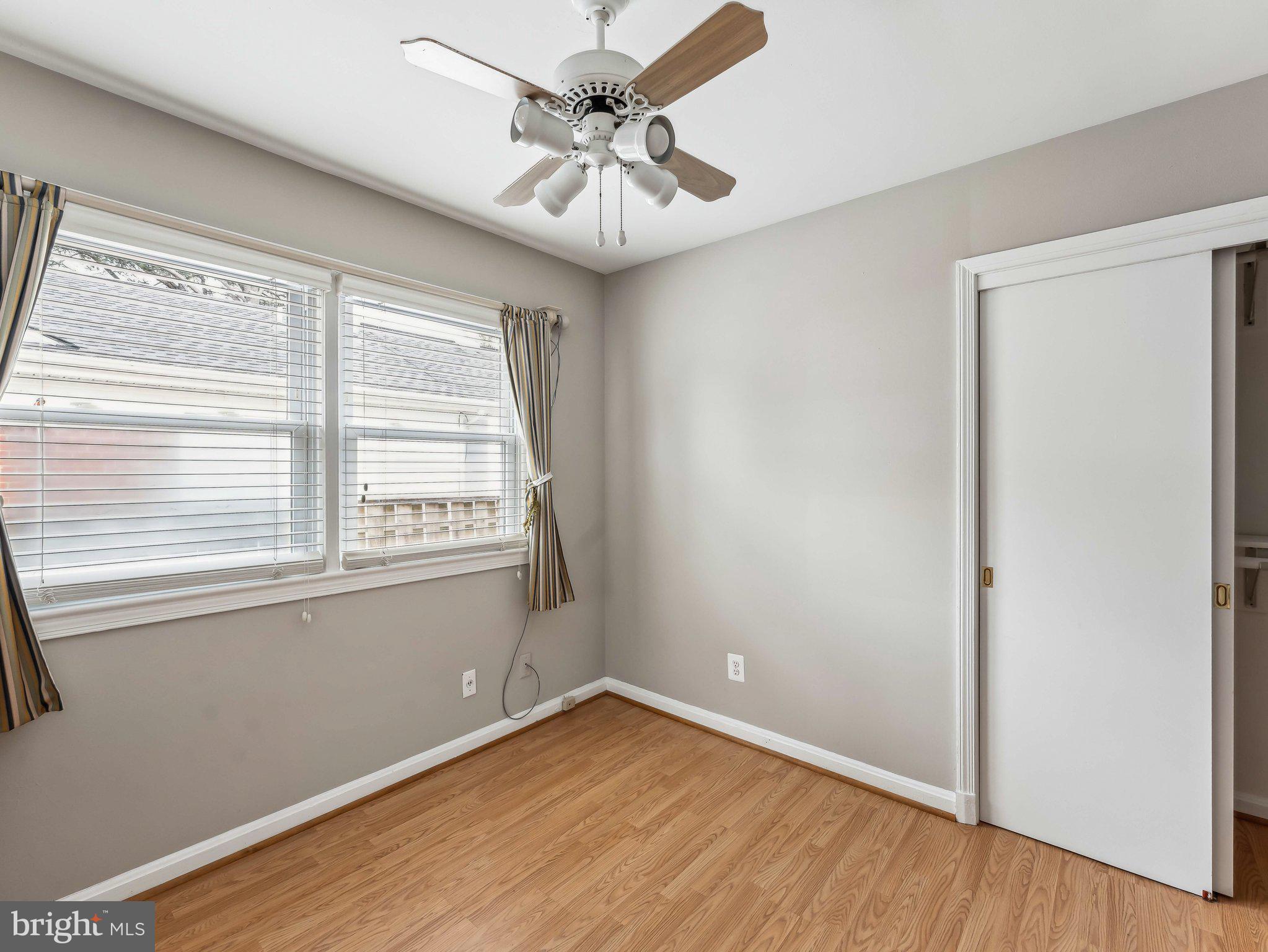 COURTLAND PARK - Residential Lease