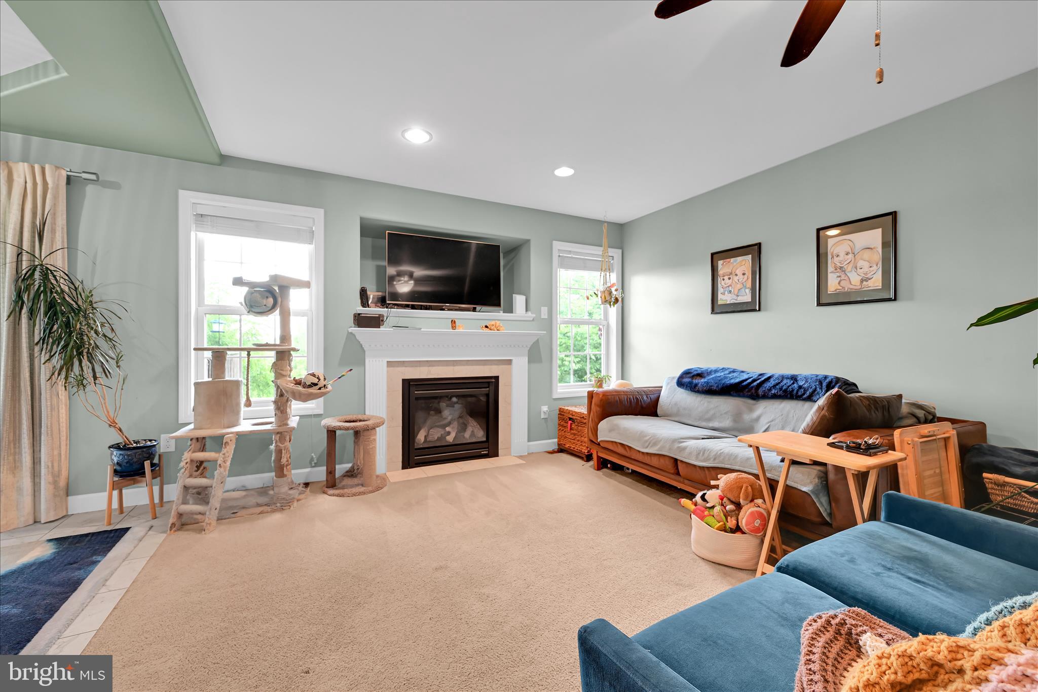 AMBER RIDGE - Residential