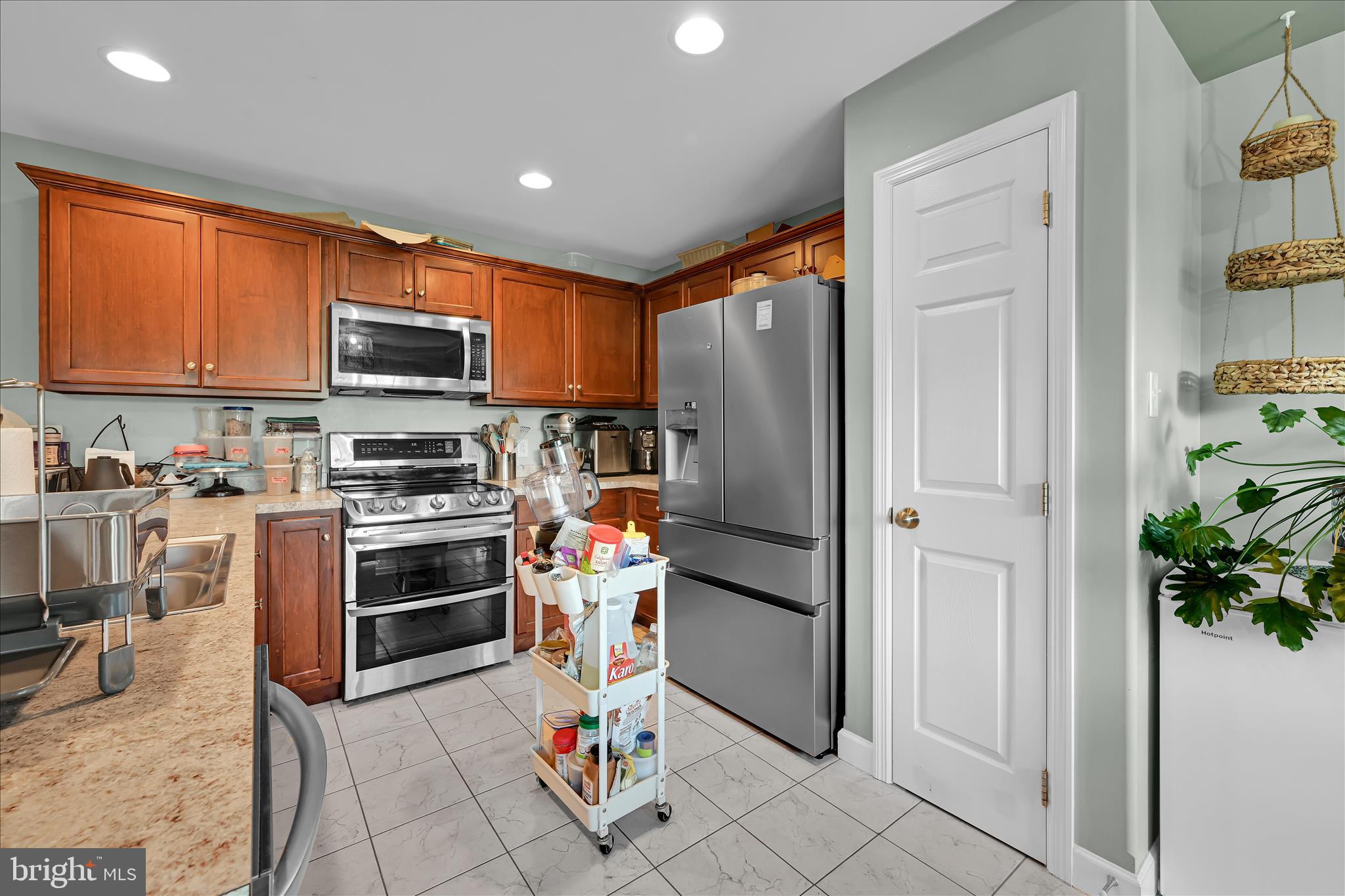 AMBER RIDGE - Residential