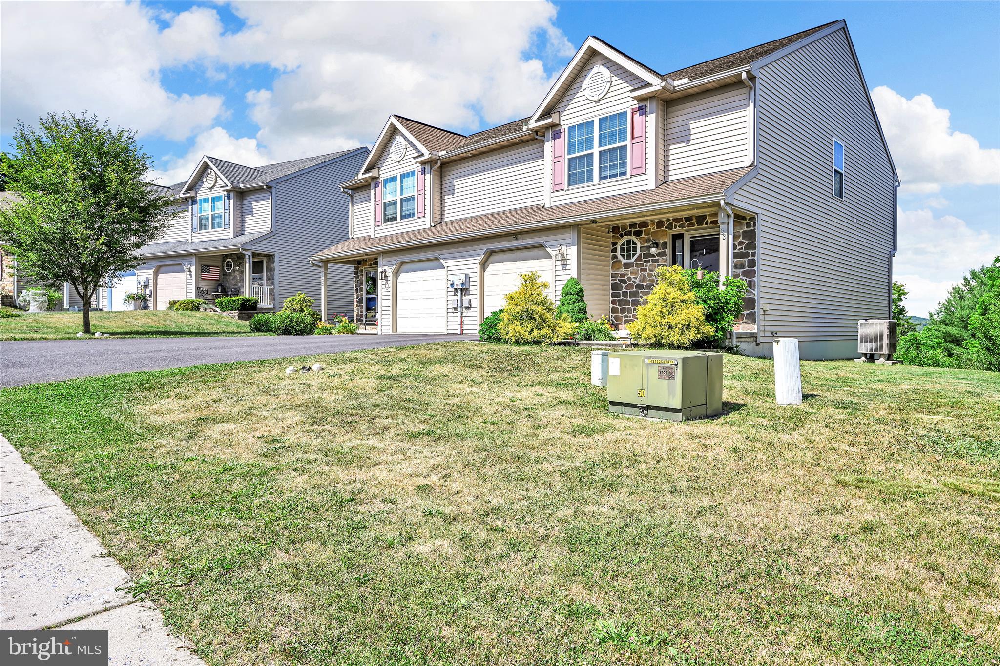 AMBER RIDGE - Residential