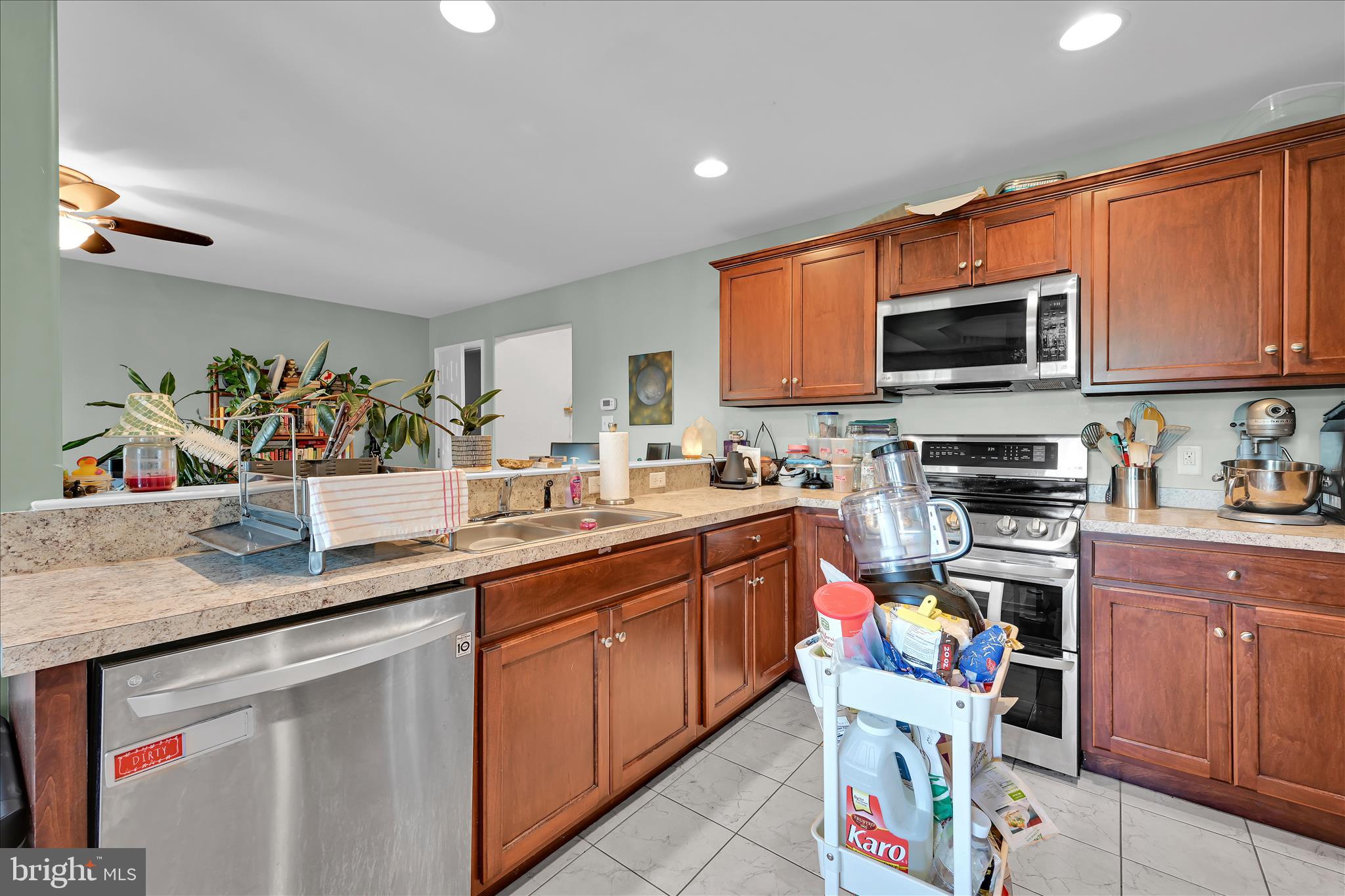 AMBER RIDGE - Residential
