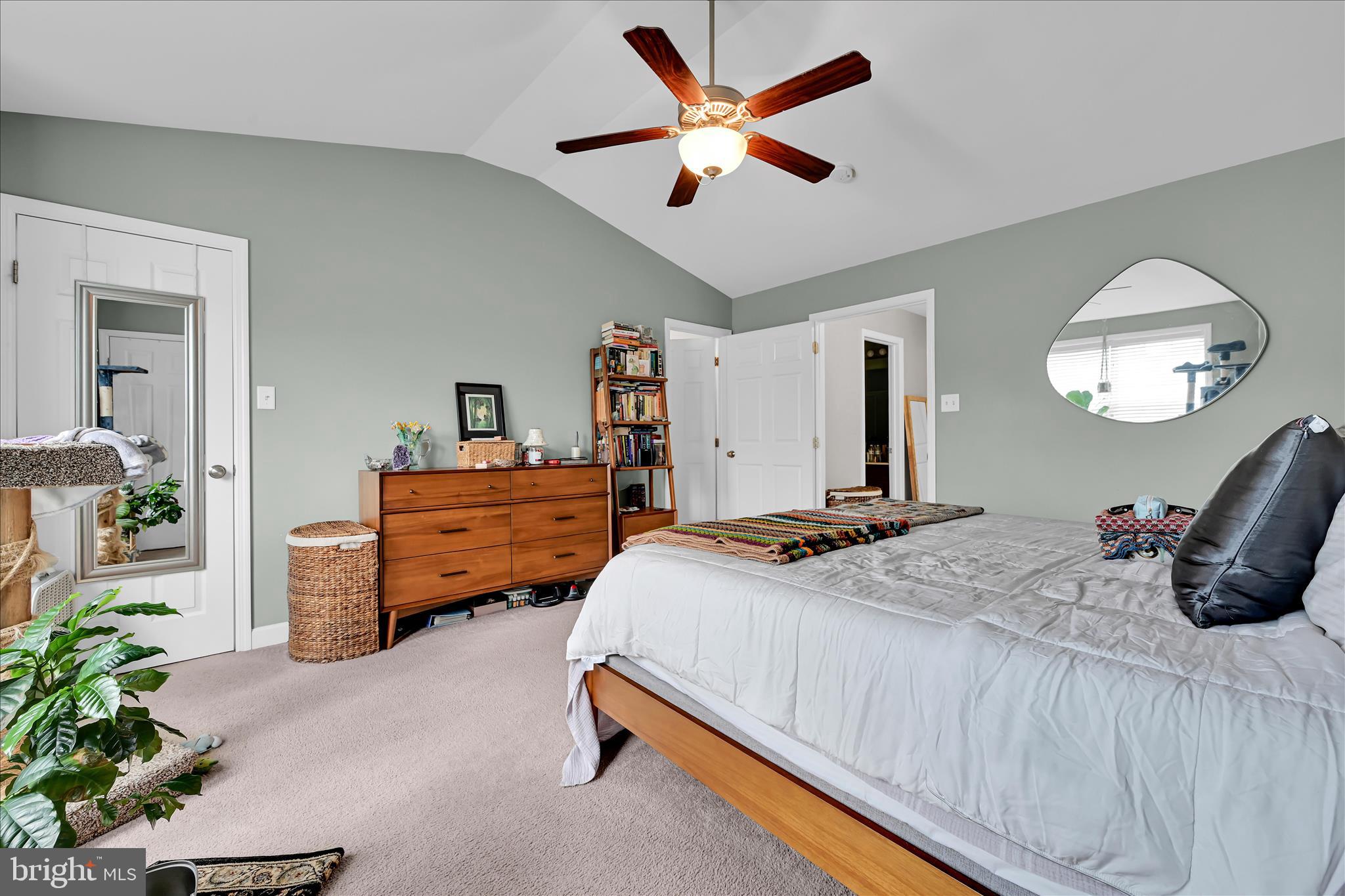 AMBER RIDGE - Residential