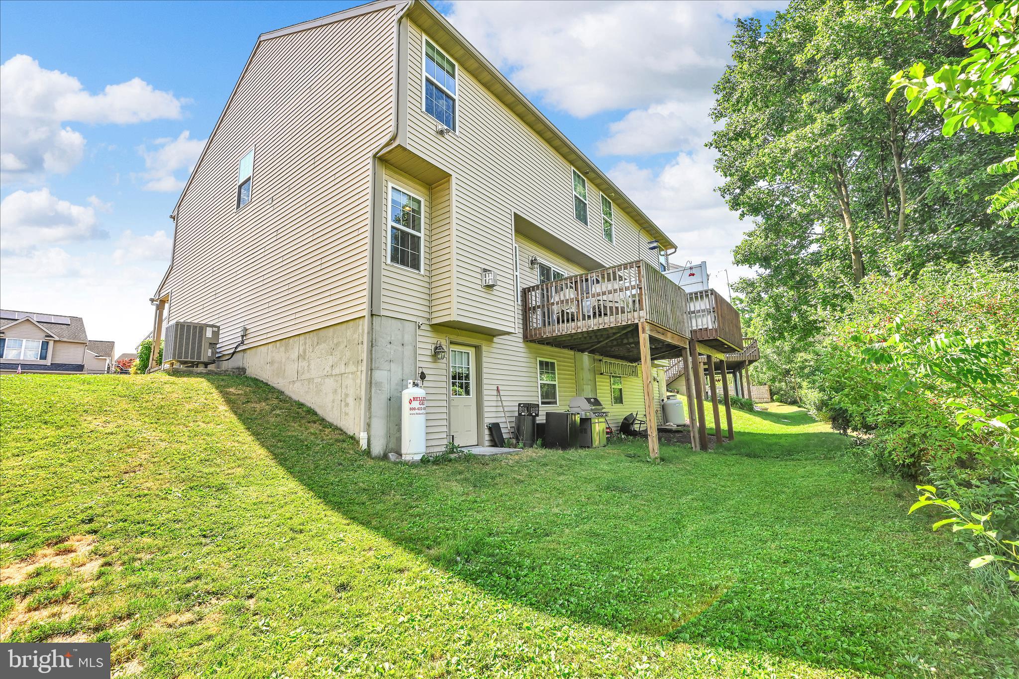 AMBER RIDGE - Residential