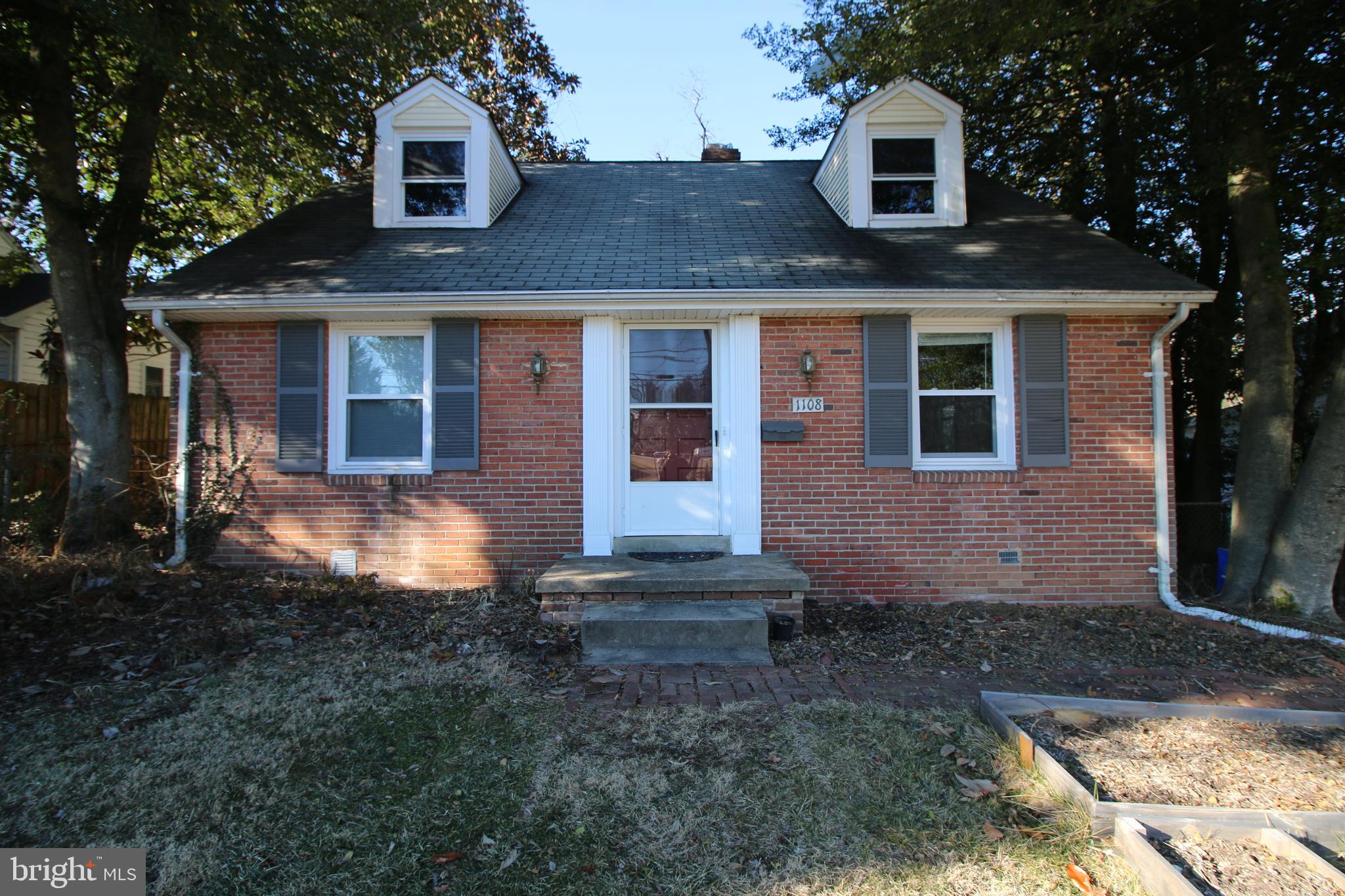 ROCKCREST - Residential Lease