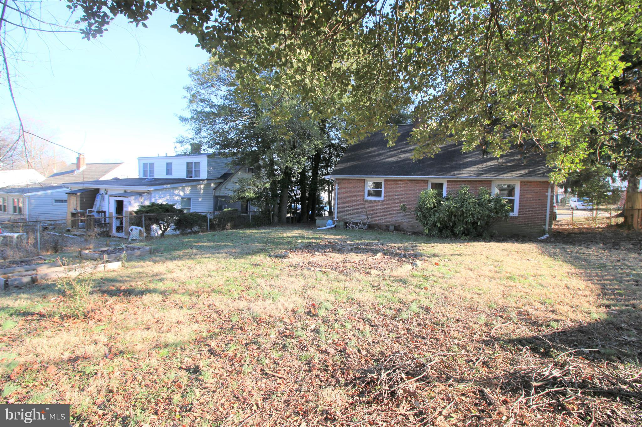 ROCKCREST - Residential Lease