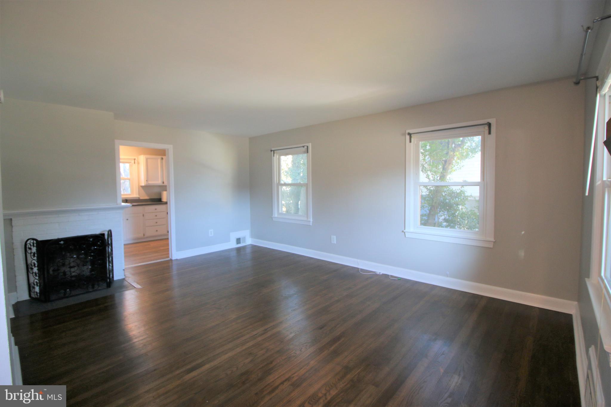 ROCKCREST - Residential Lease