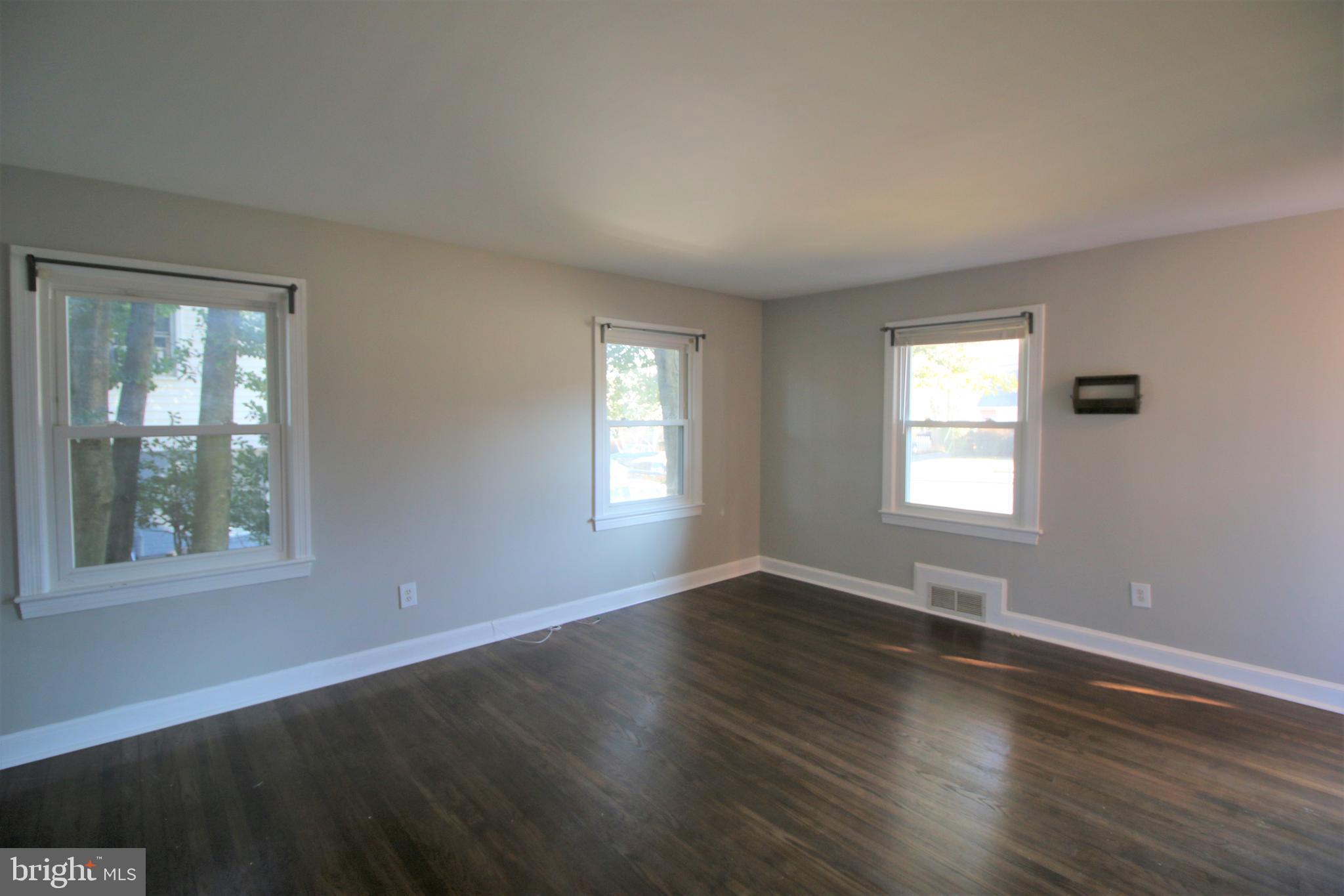ROCKCREST - Residential Lease