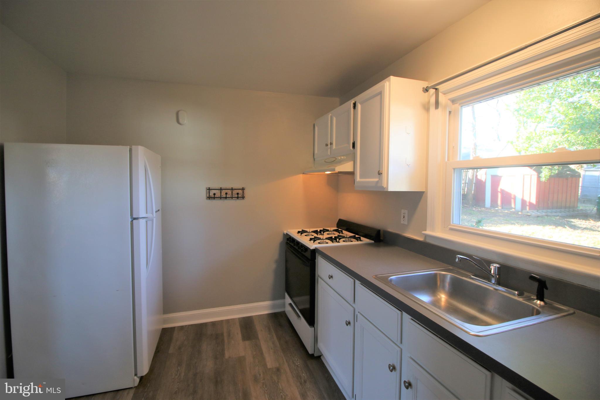 ROCKCREST - Residential Lease