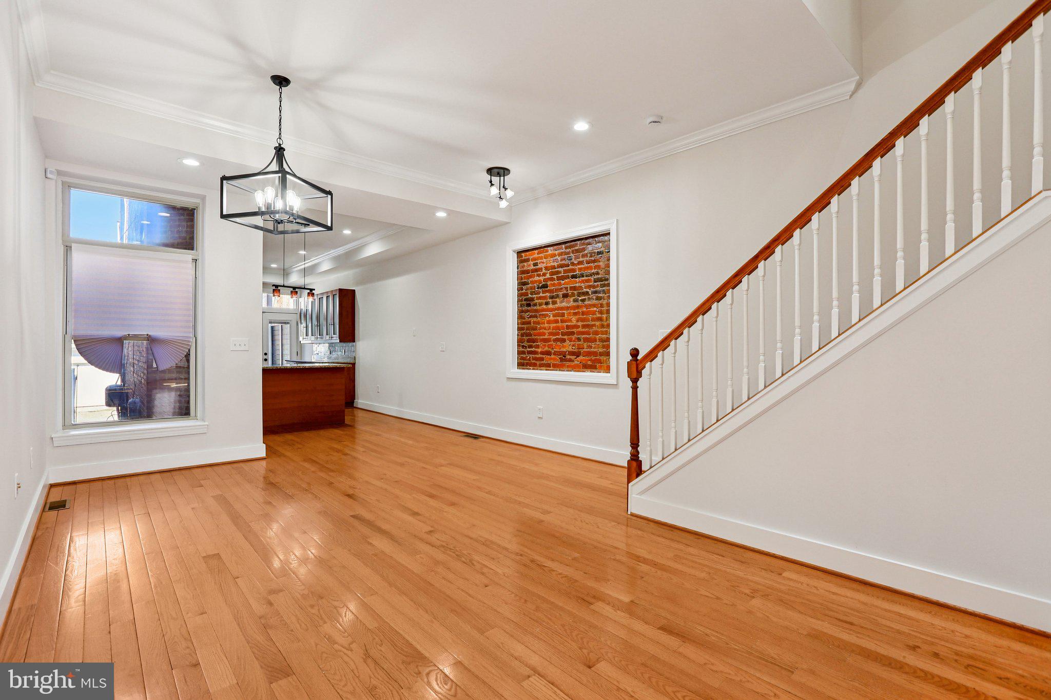 RESERVOIR HILL - Residential