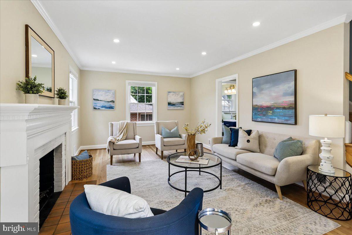 FOREST ESTATES - Residential