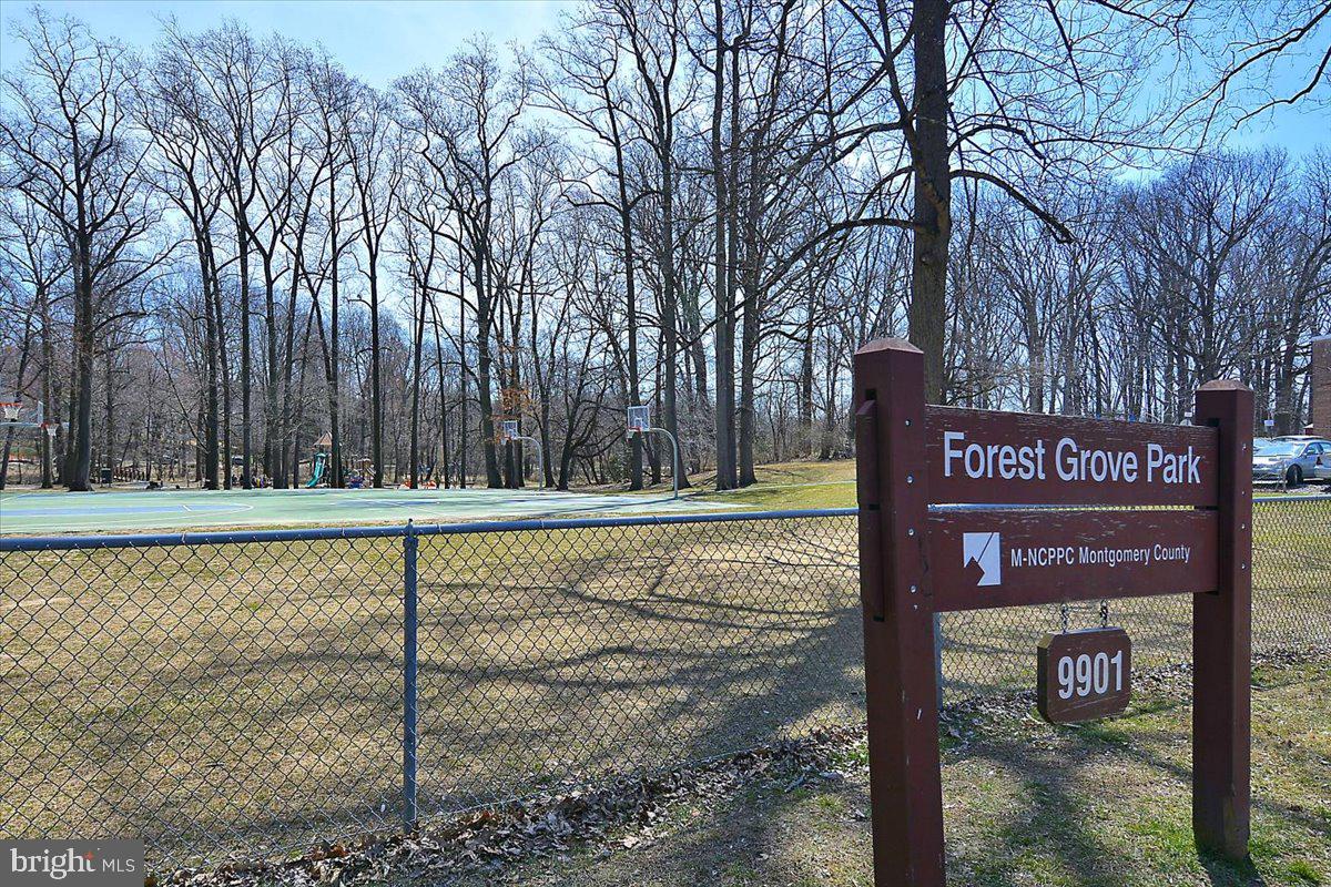 FOREST ESTATES - Residential