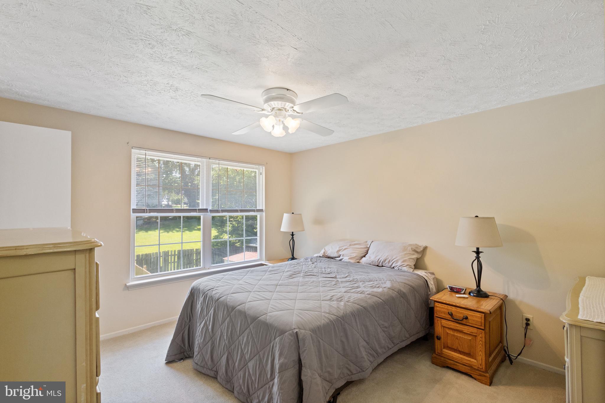 WHISPERING WOODS - Residential
