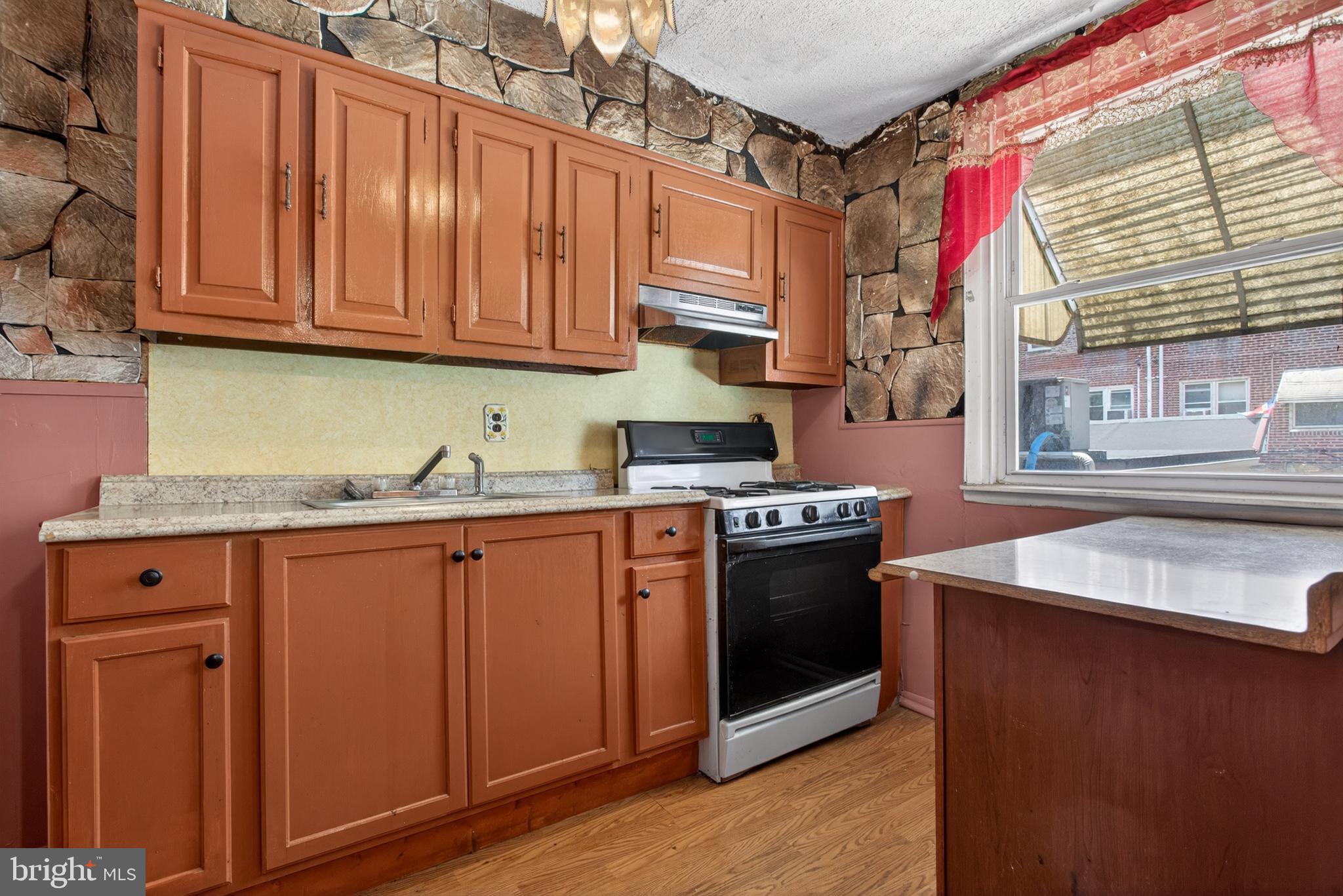 JUNIATA - Residential