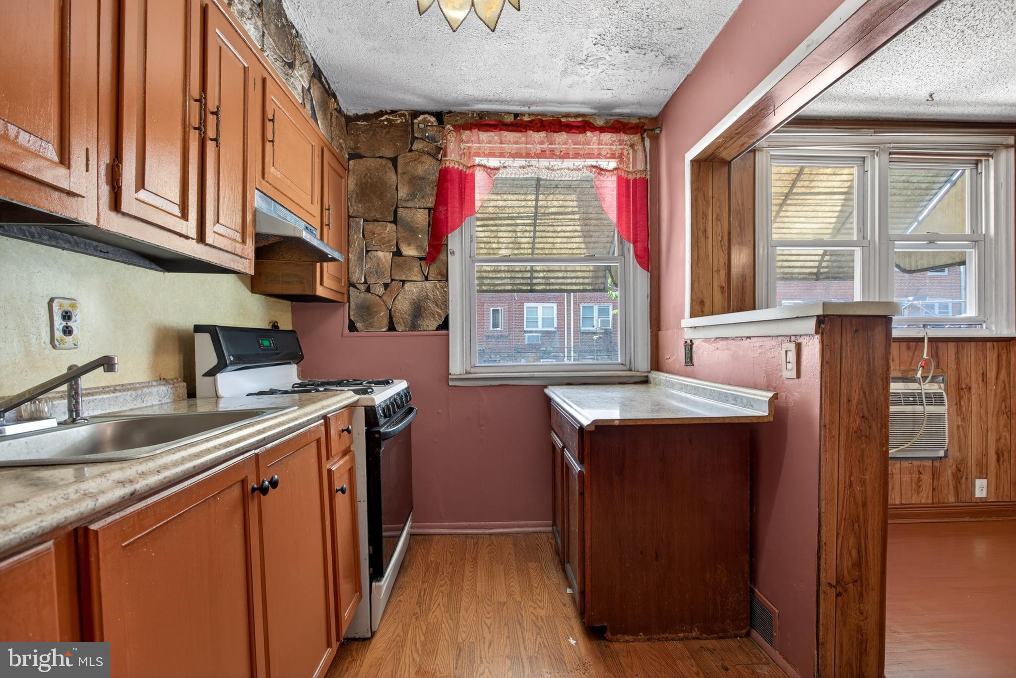 JUNIATA - Residential