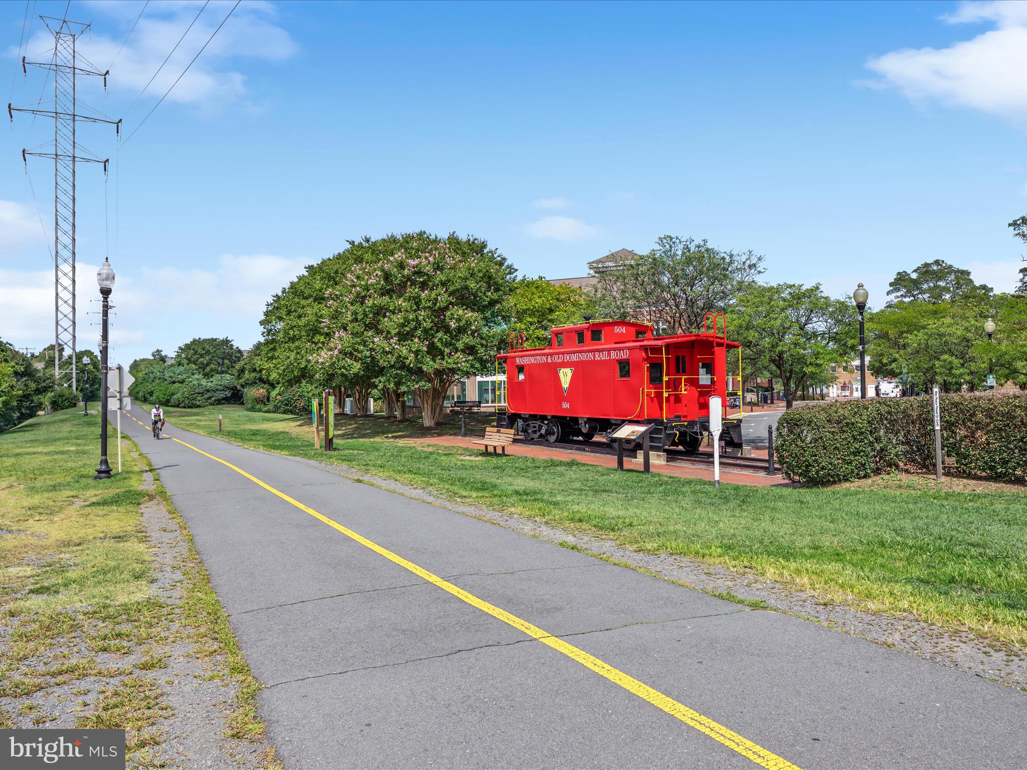 CHESTNUT GROVE - Residential