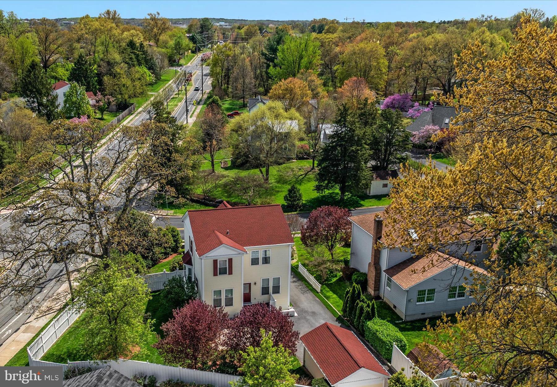 CHESTNUT GROVE - Residential