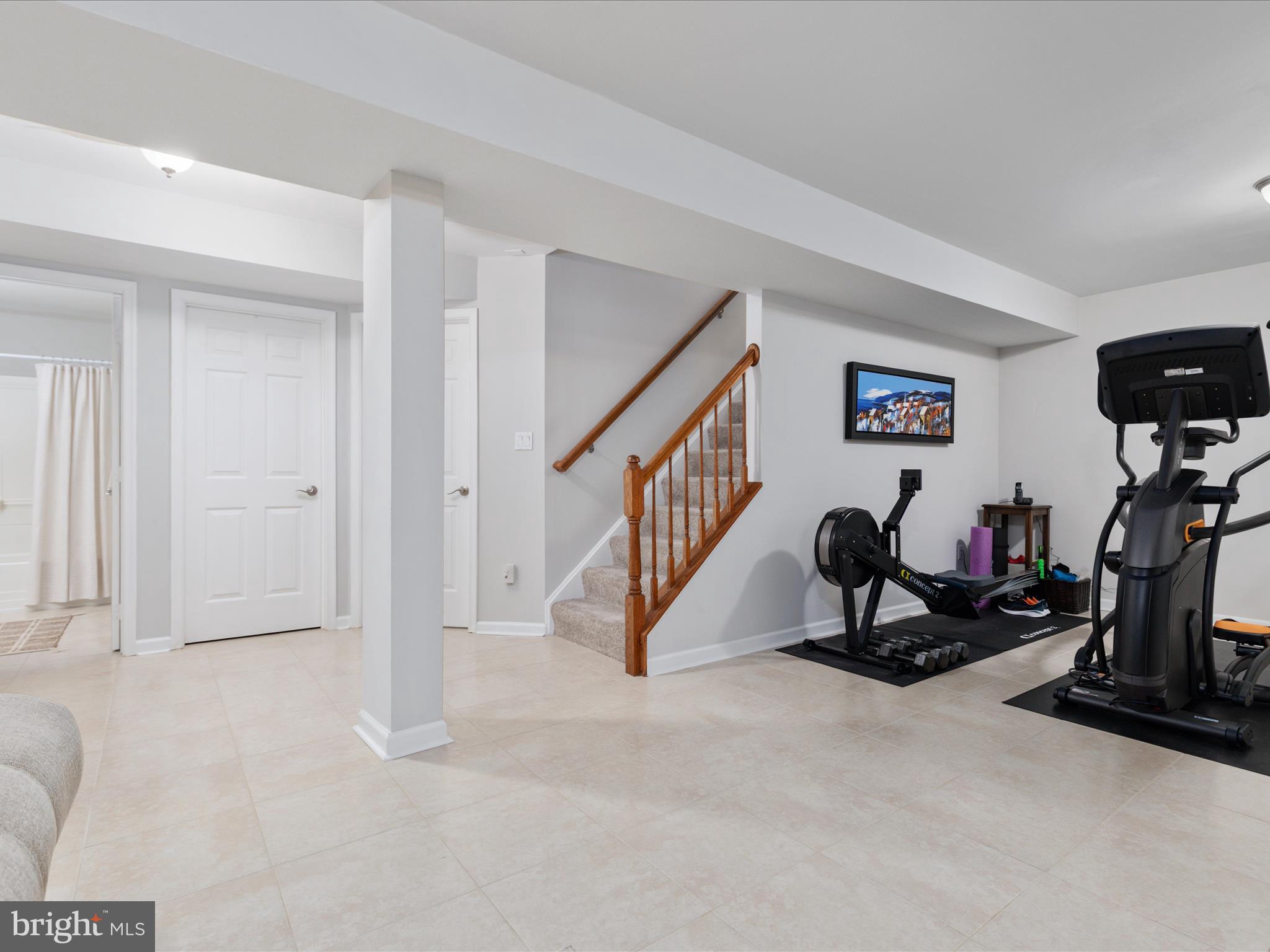 CHESTNUT GROVE - Residential