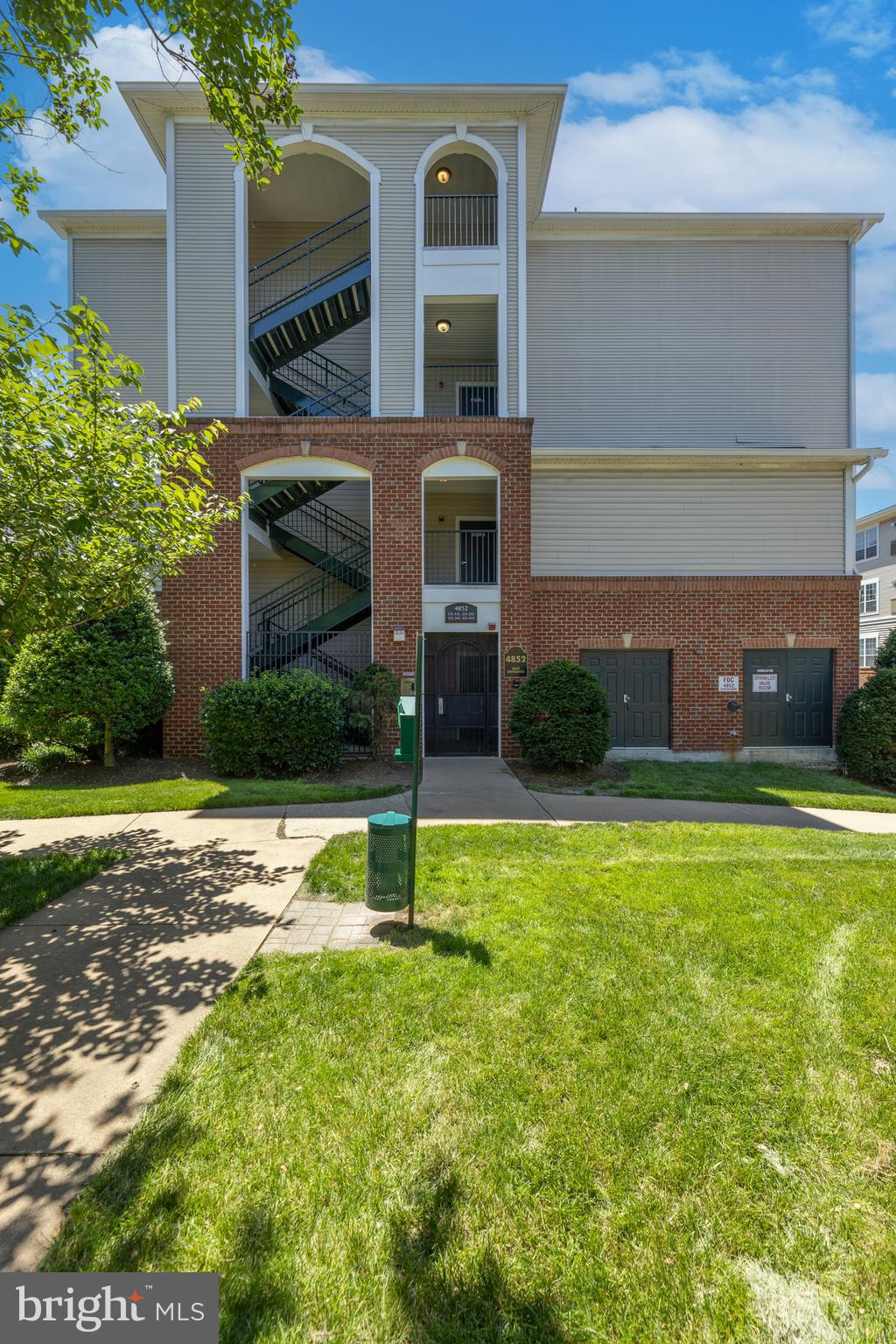 EXCHANGE AT VAN DORN - Residential