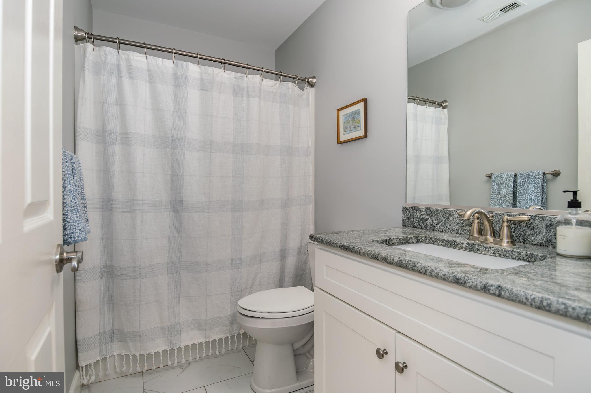 QUAIL HOLLOW - Residential
