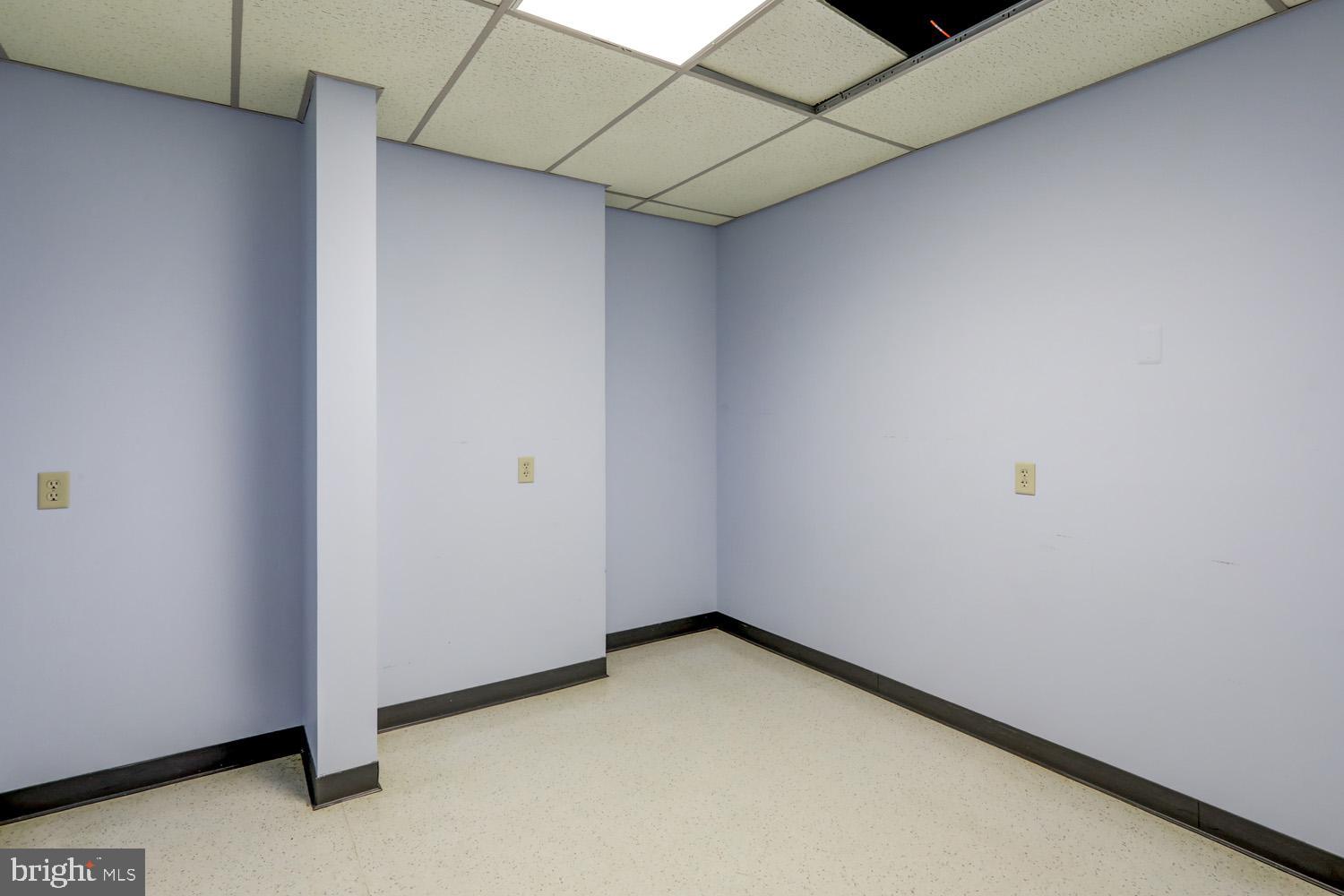 EAST HEMPFIELD TWP - Commercial Sale