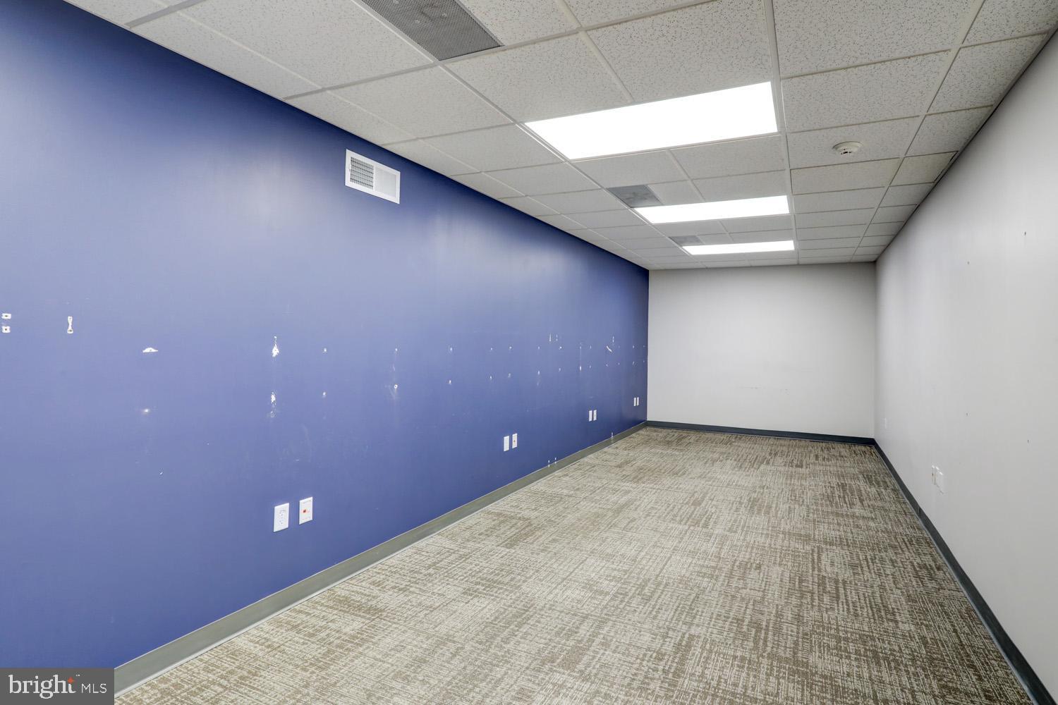 EAST HEMPFIELD TWP - Commercial Sale
