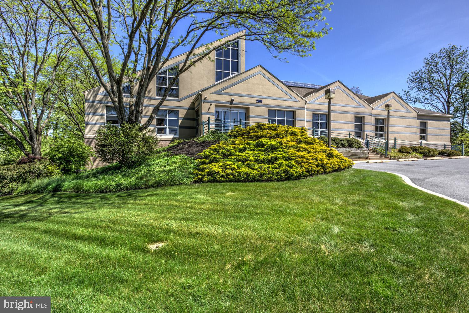 EAST HEMPFIELD TWP - Commercial Sale